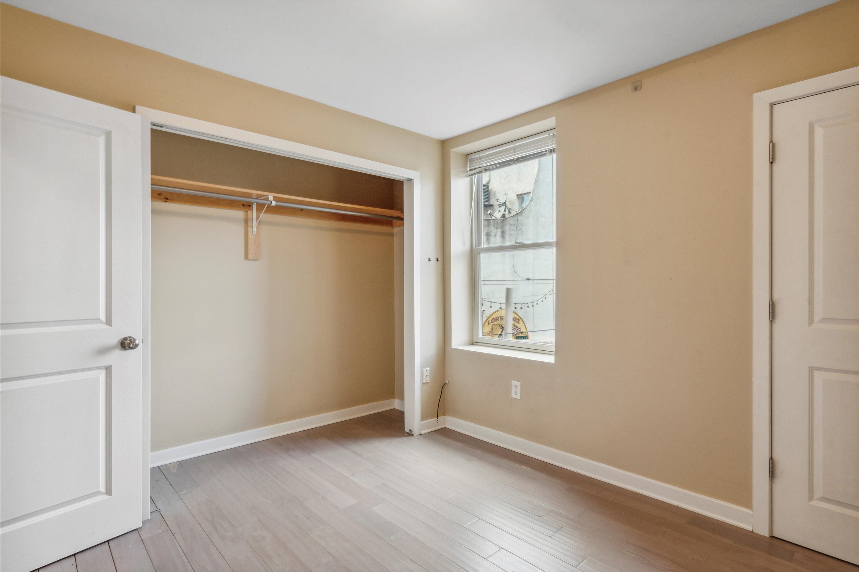 718 N 15TH ST Unit 4