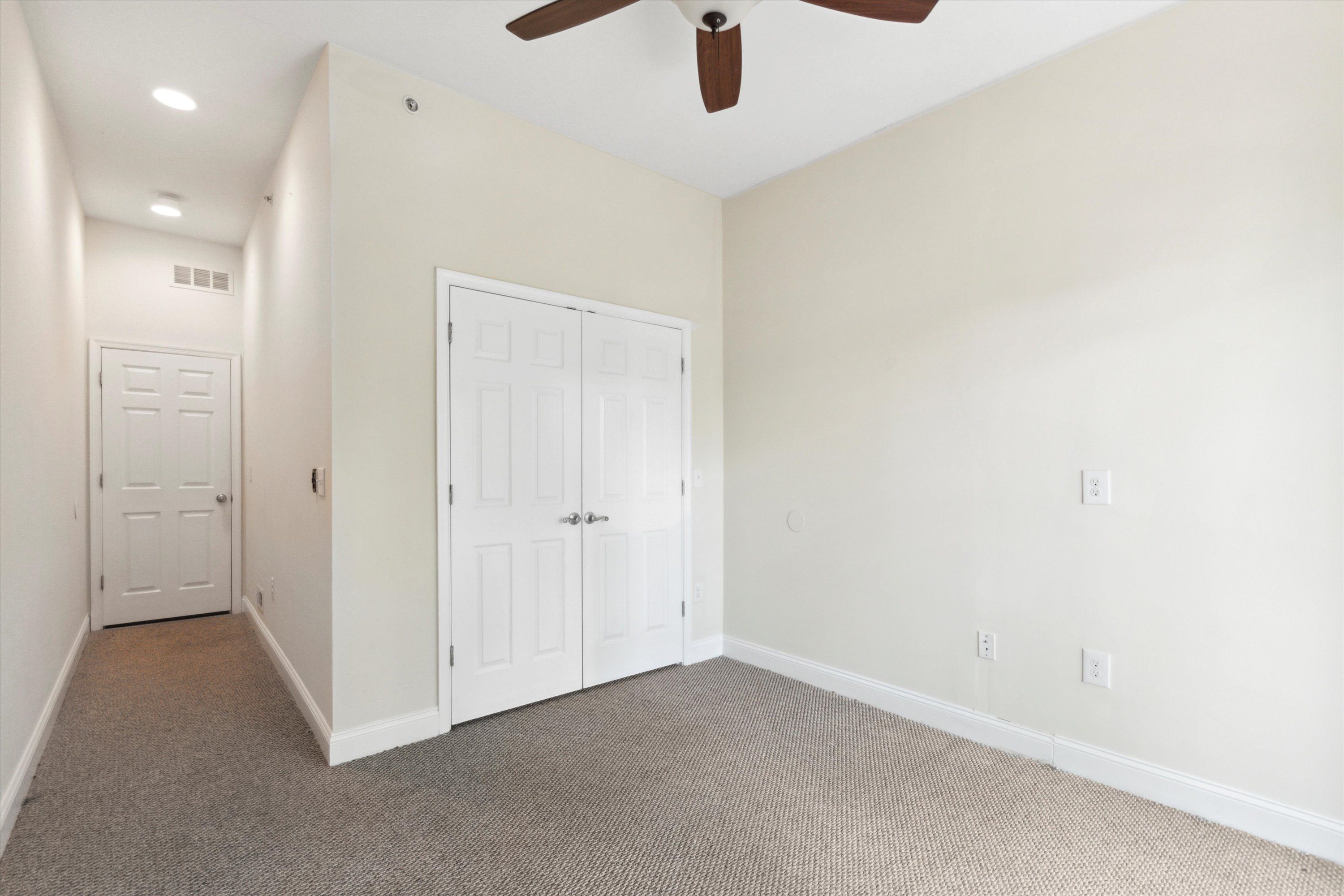 1408 WILLINGTON ST Unit B
