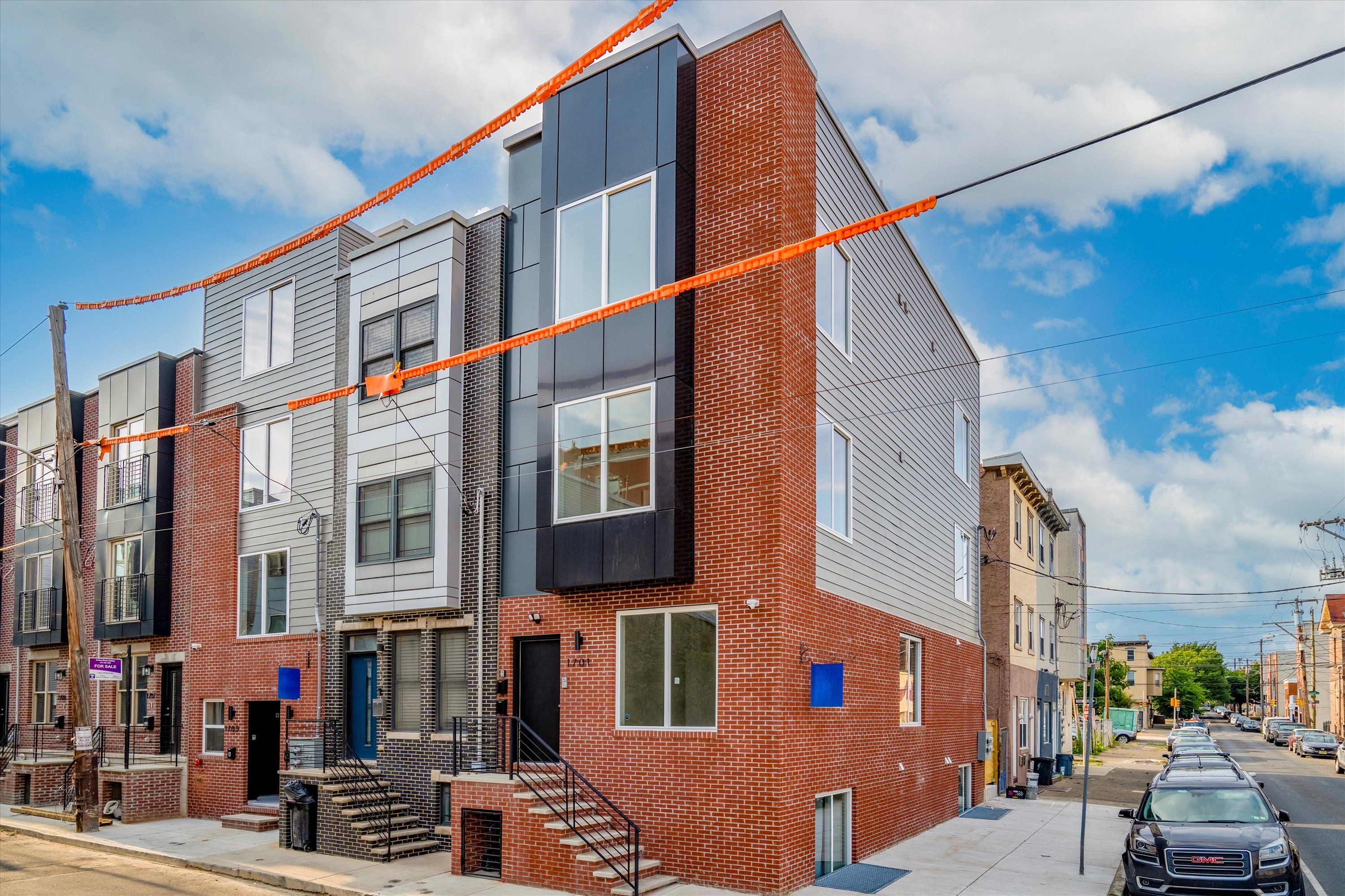 1701 SEYBERT ST Unit 1
