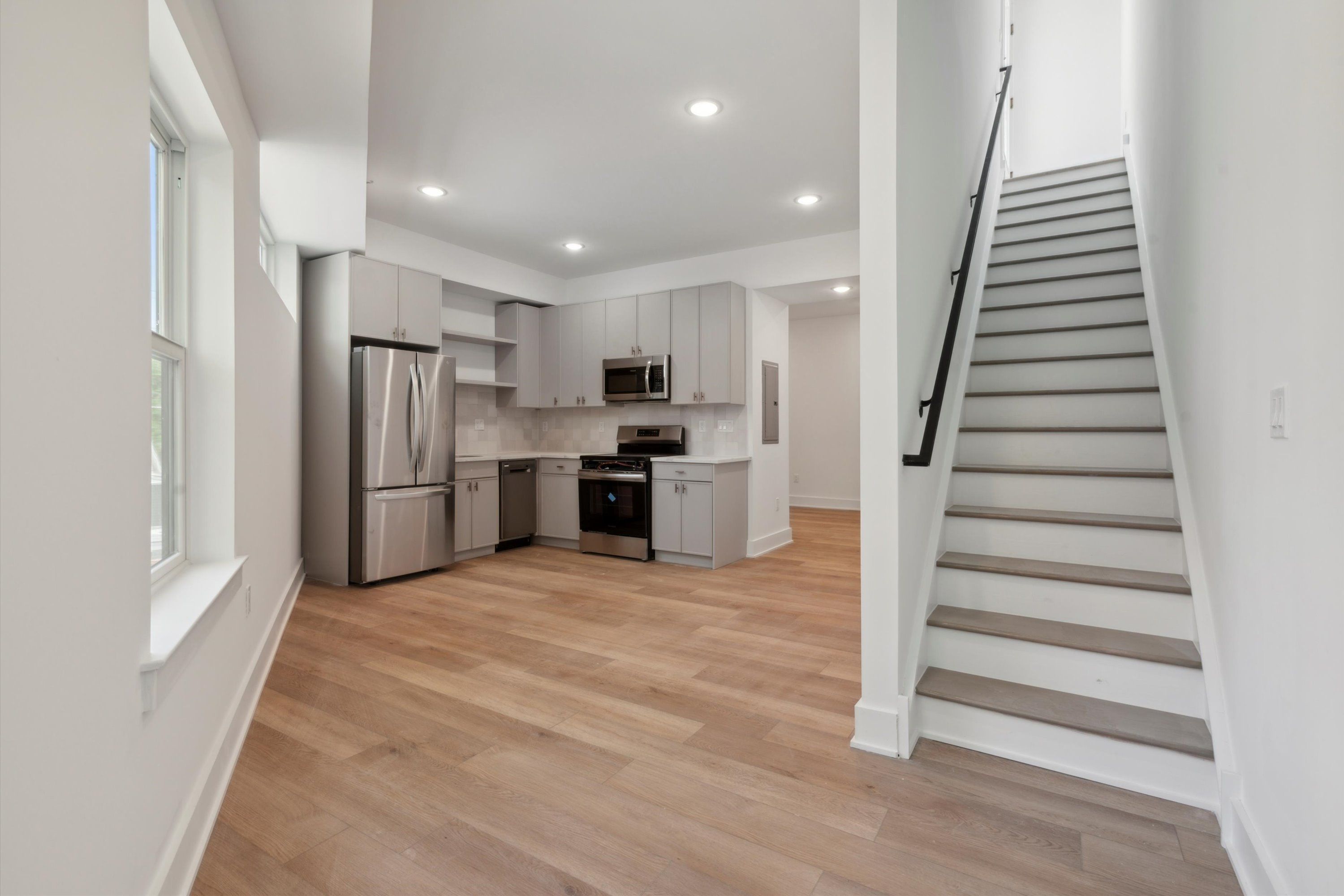 367 W Hortter St Unit 402