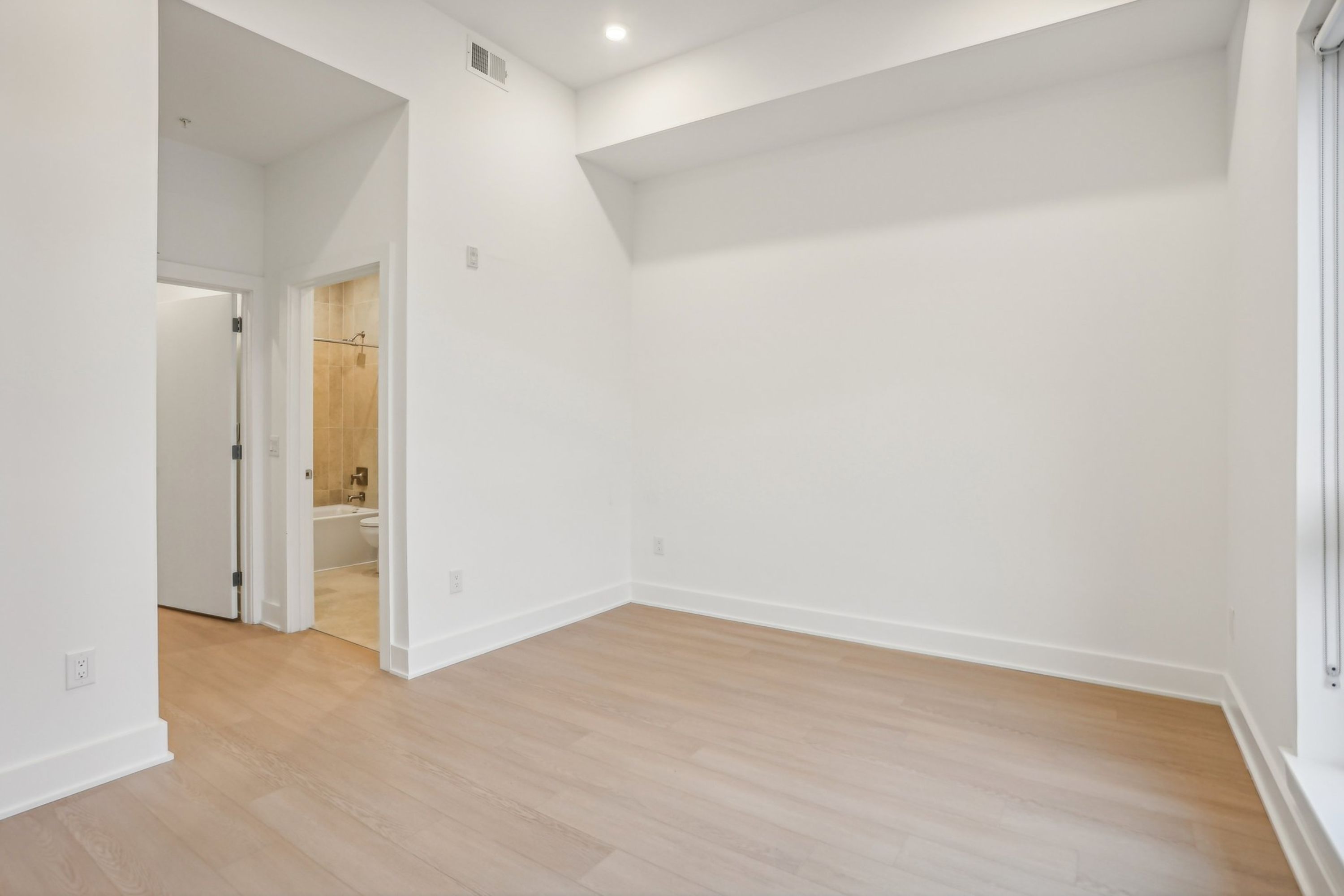 1731 Tilghman St Unit 306
