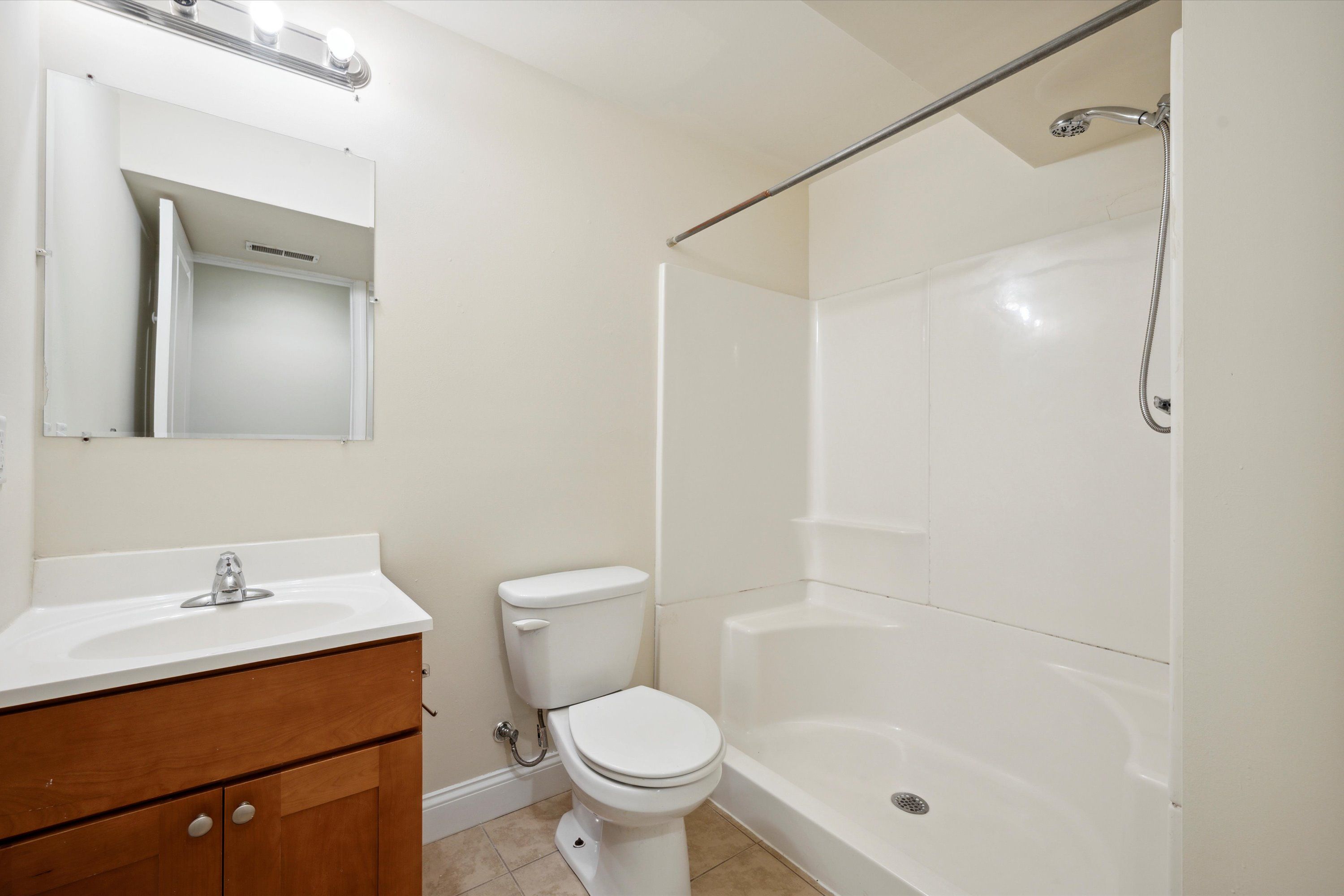 1705 ARLINGTON ST Unit A
