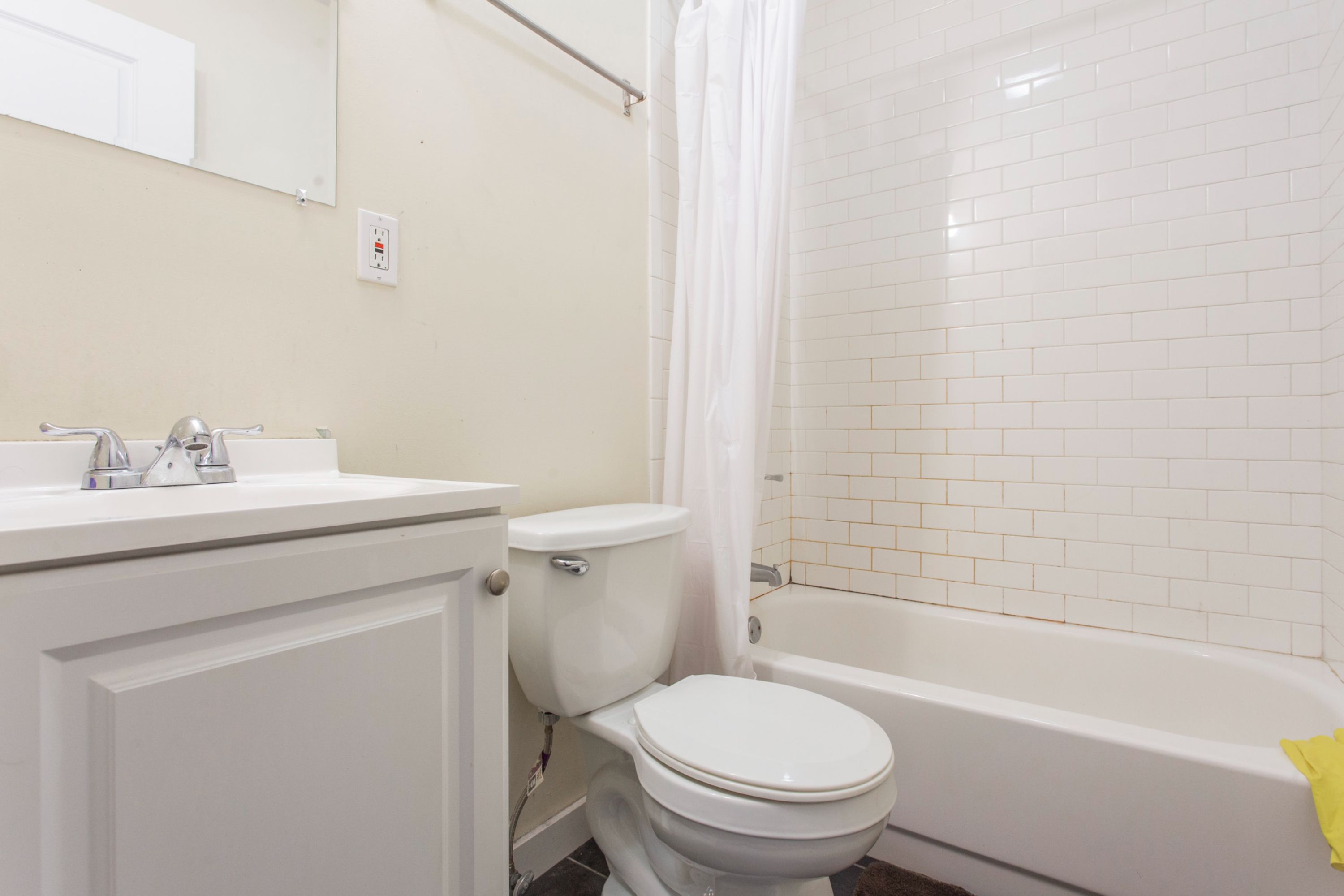 1802 WILLINGTON ST Unit 2