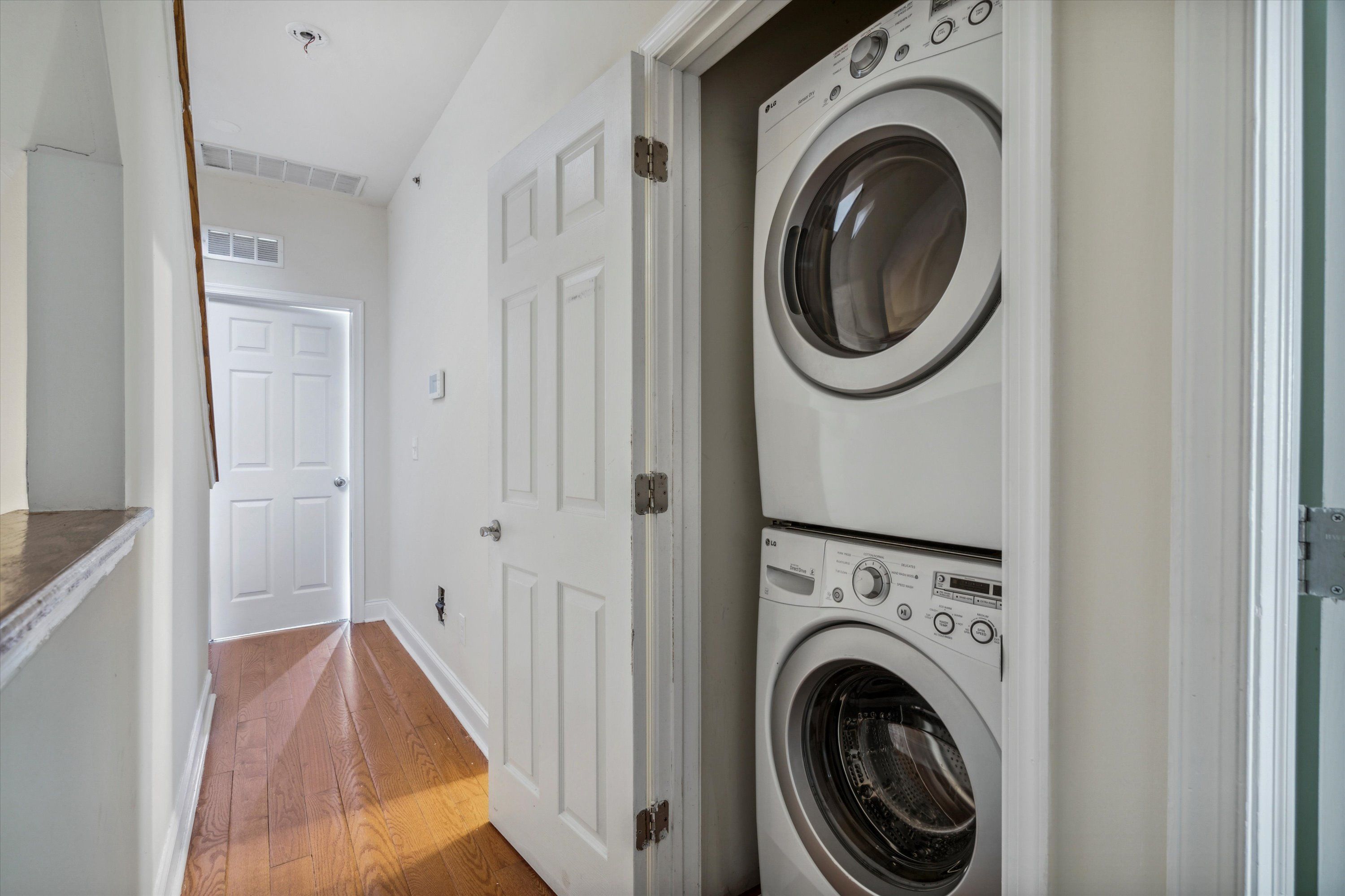 2107 N 17TH ST Unit B