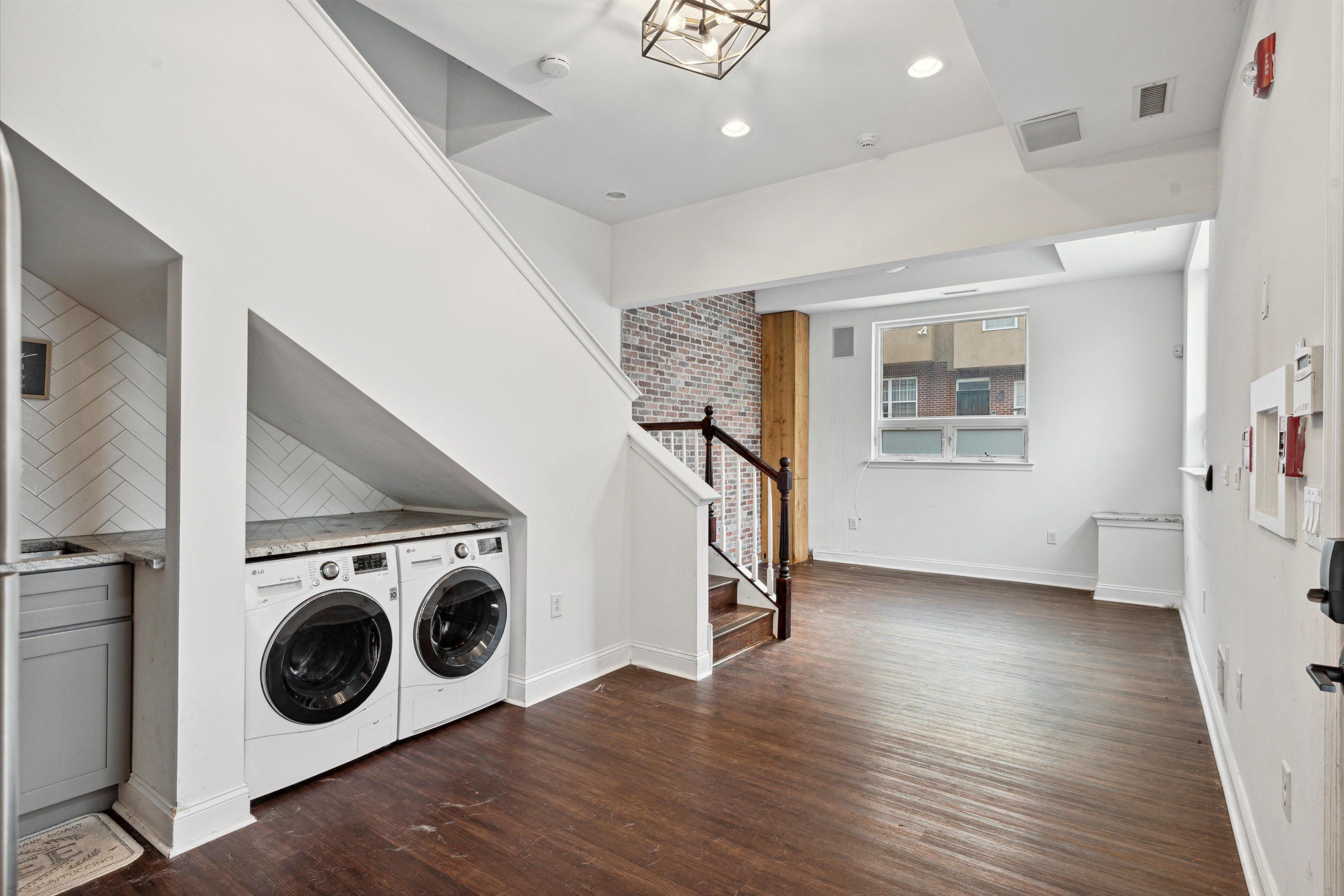 1955 N 18TH ST Unit C