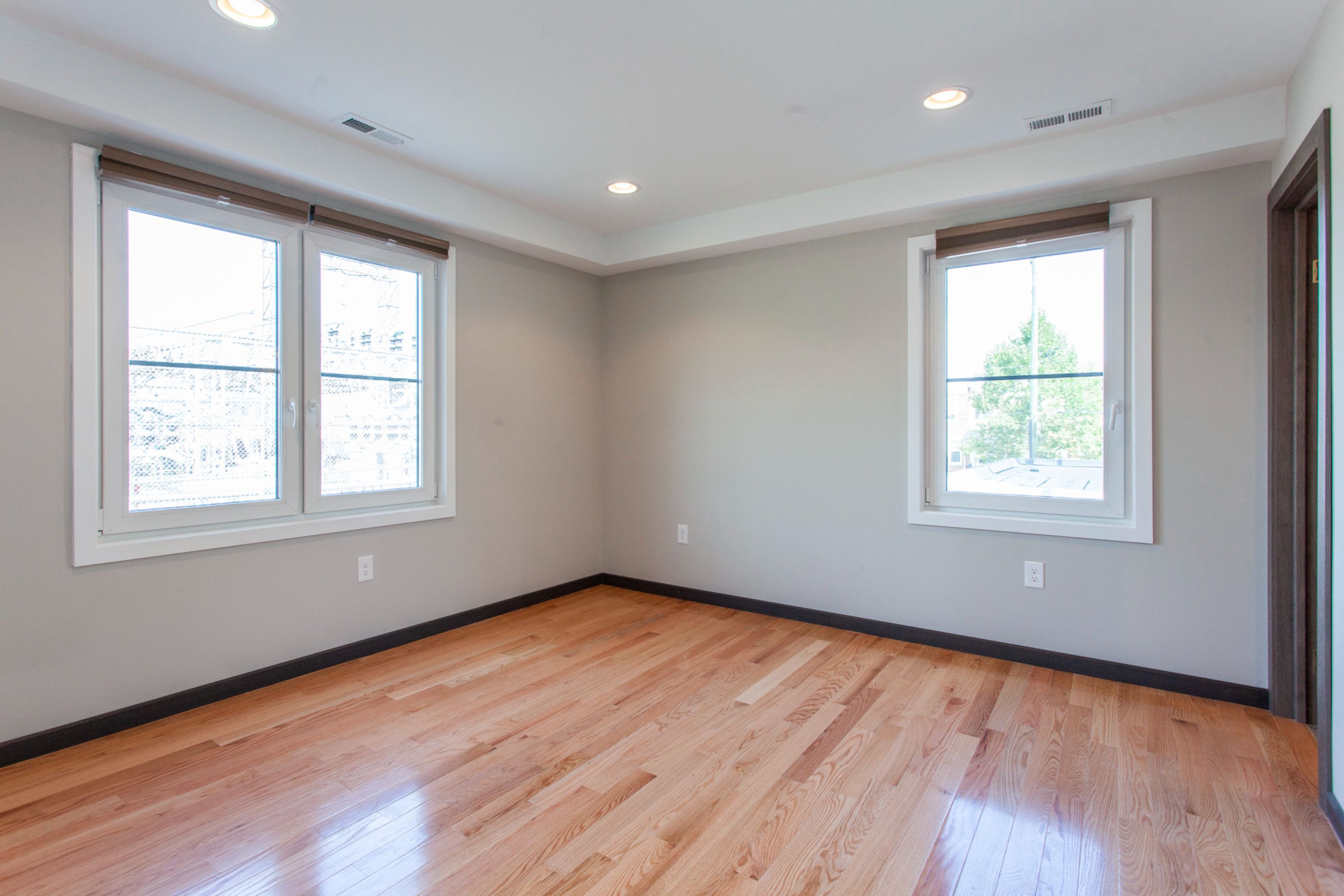 2553 MONTROSE ST Unit B