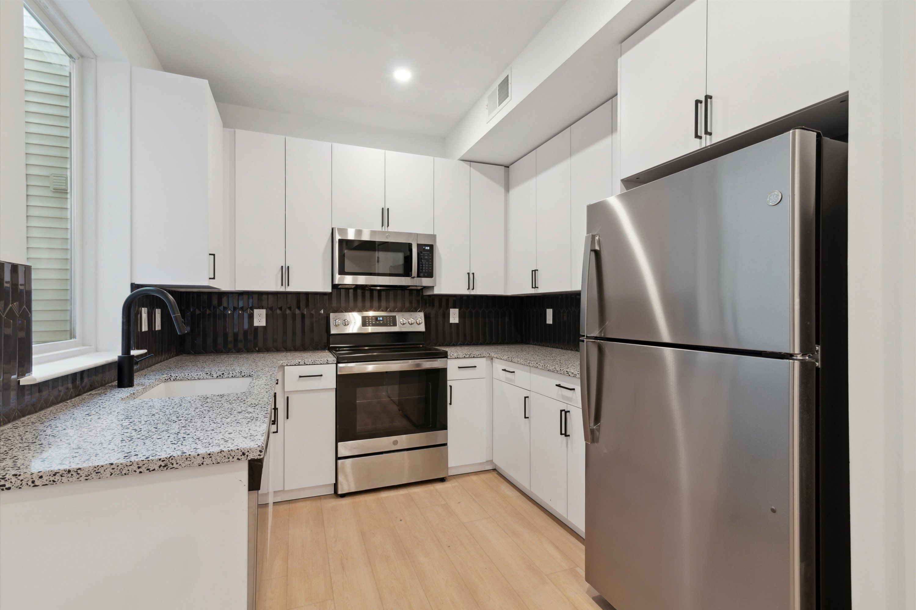 1643 N 2ND ST Unit 403