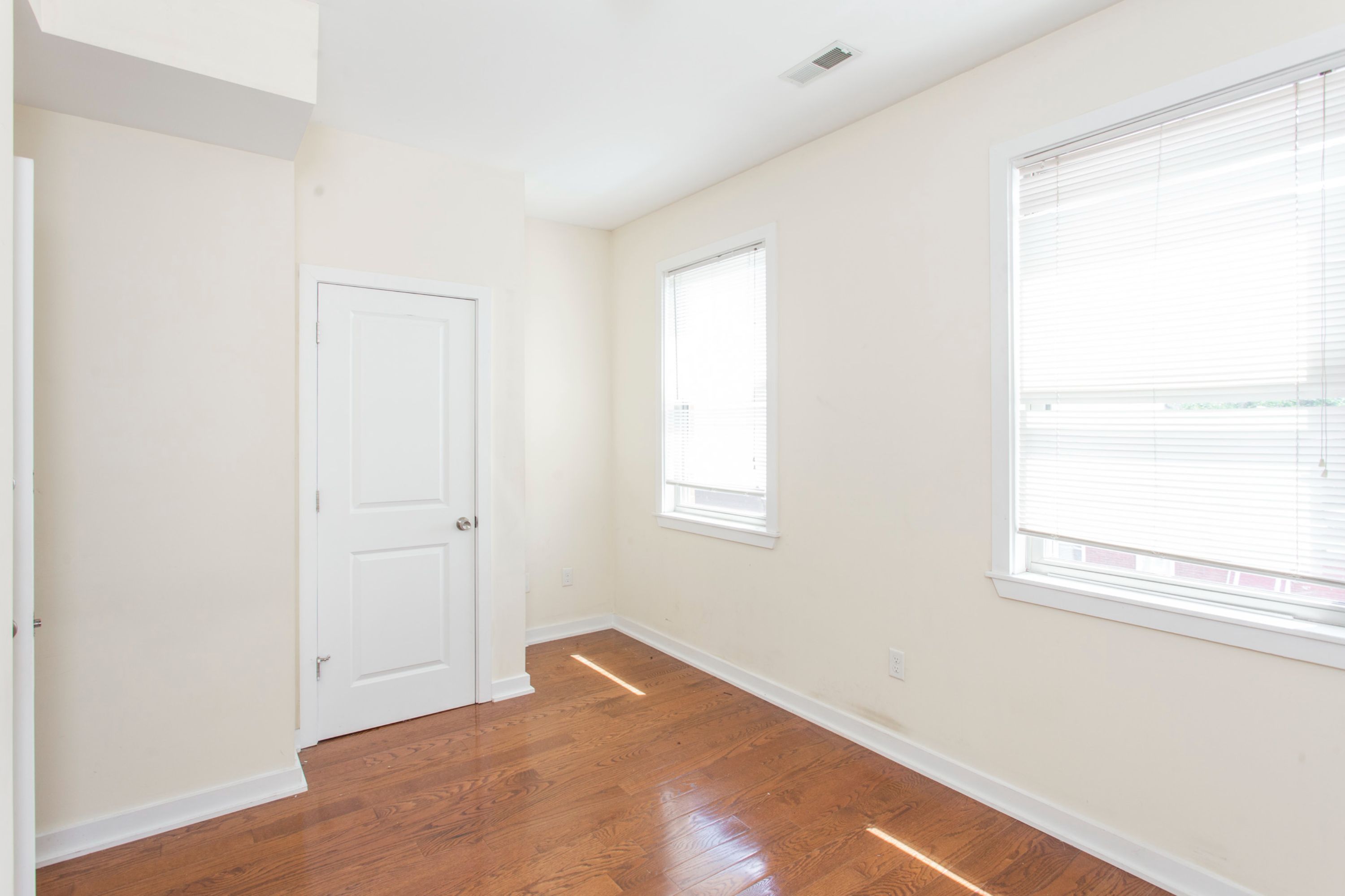 1802 WILLINGTON ST Unit 2
