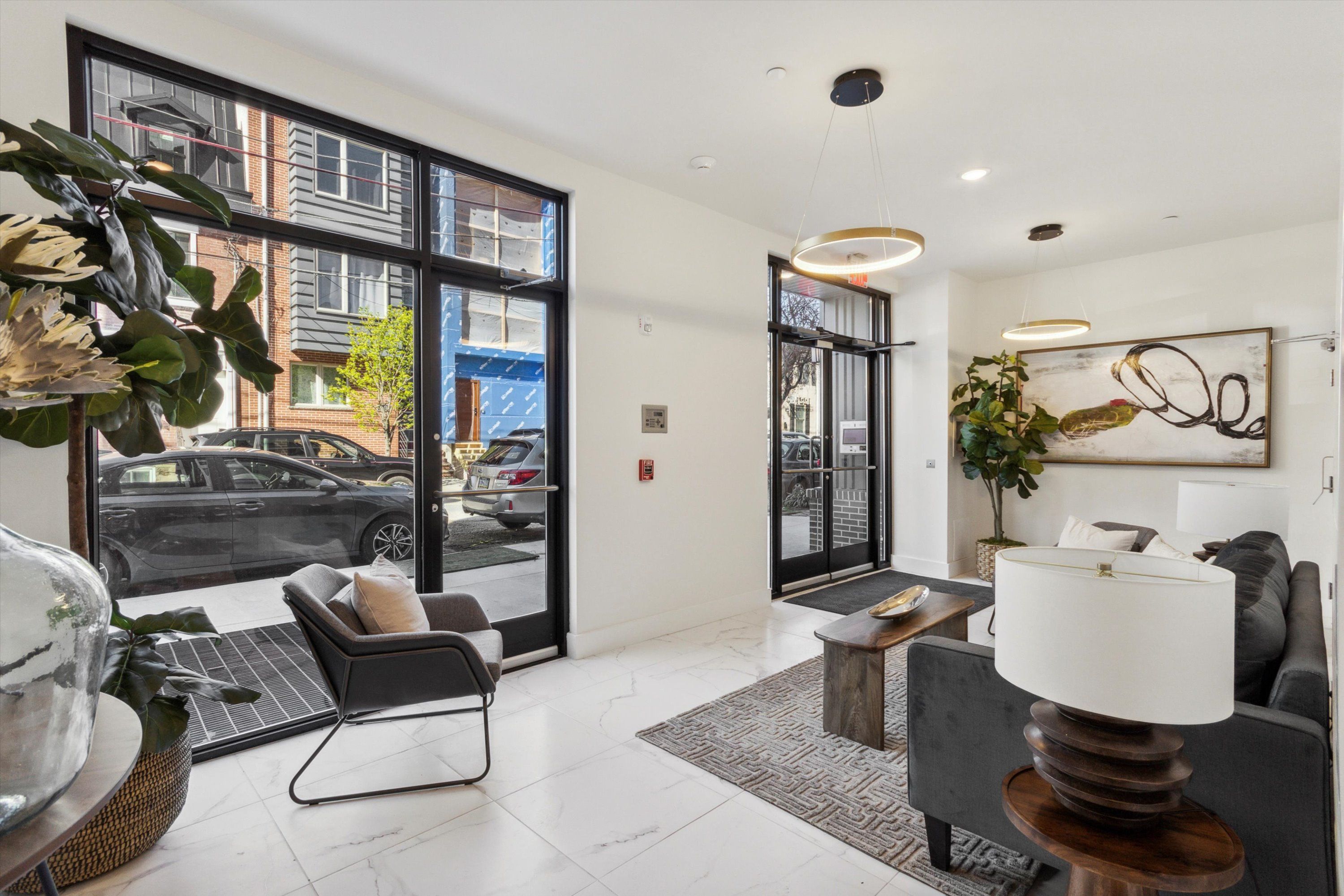 1221 E Fletcher St Unit 212