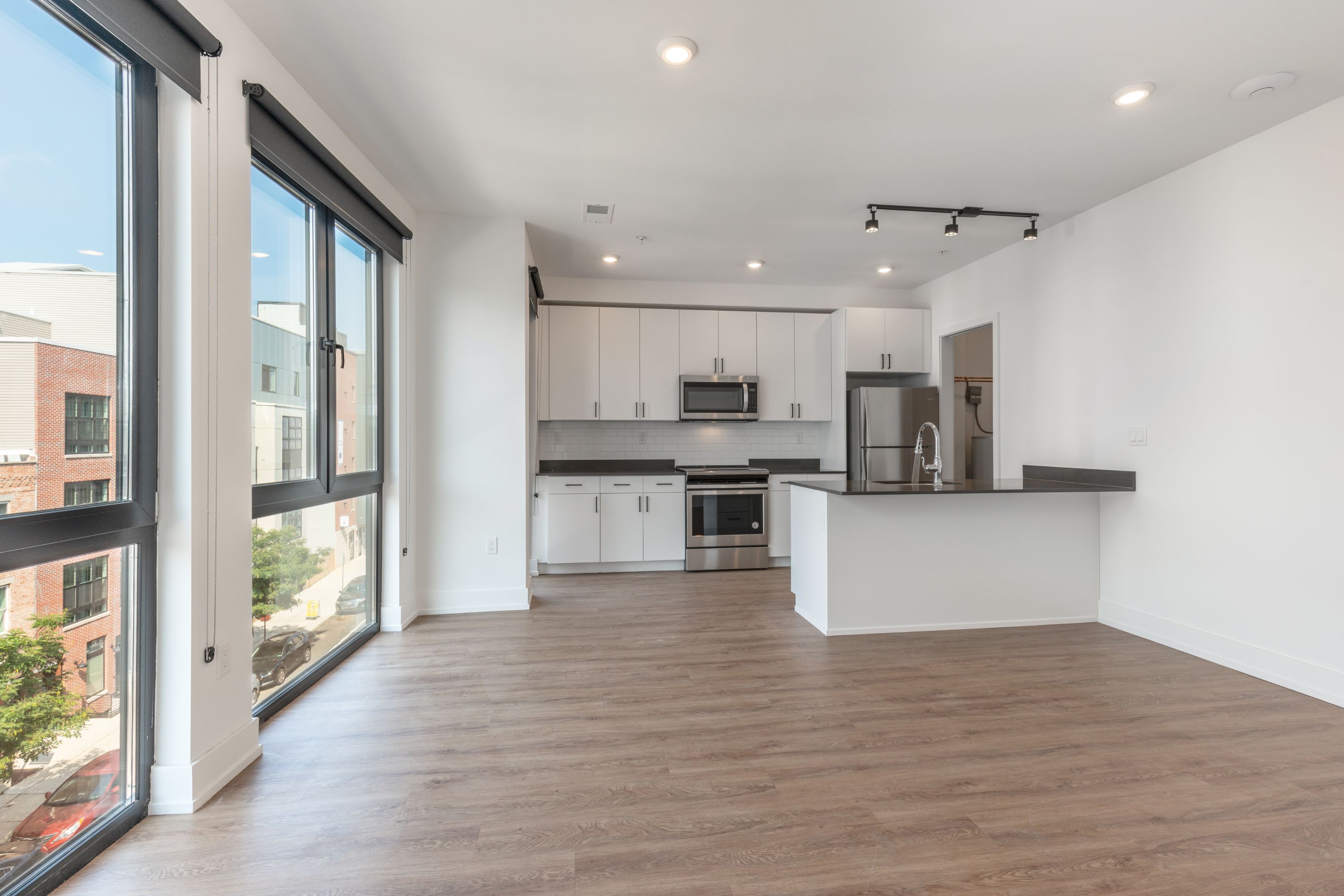 1519 Ridge Ave Unit 403