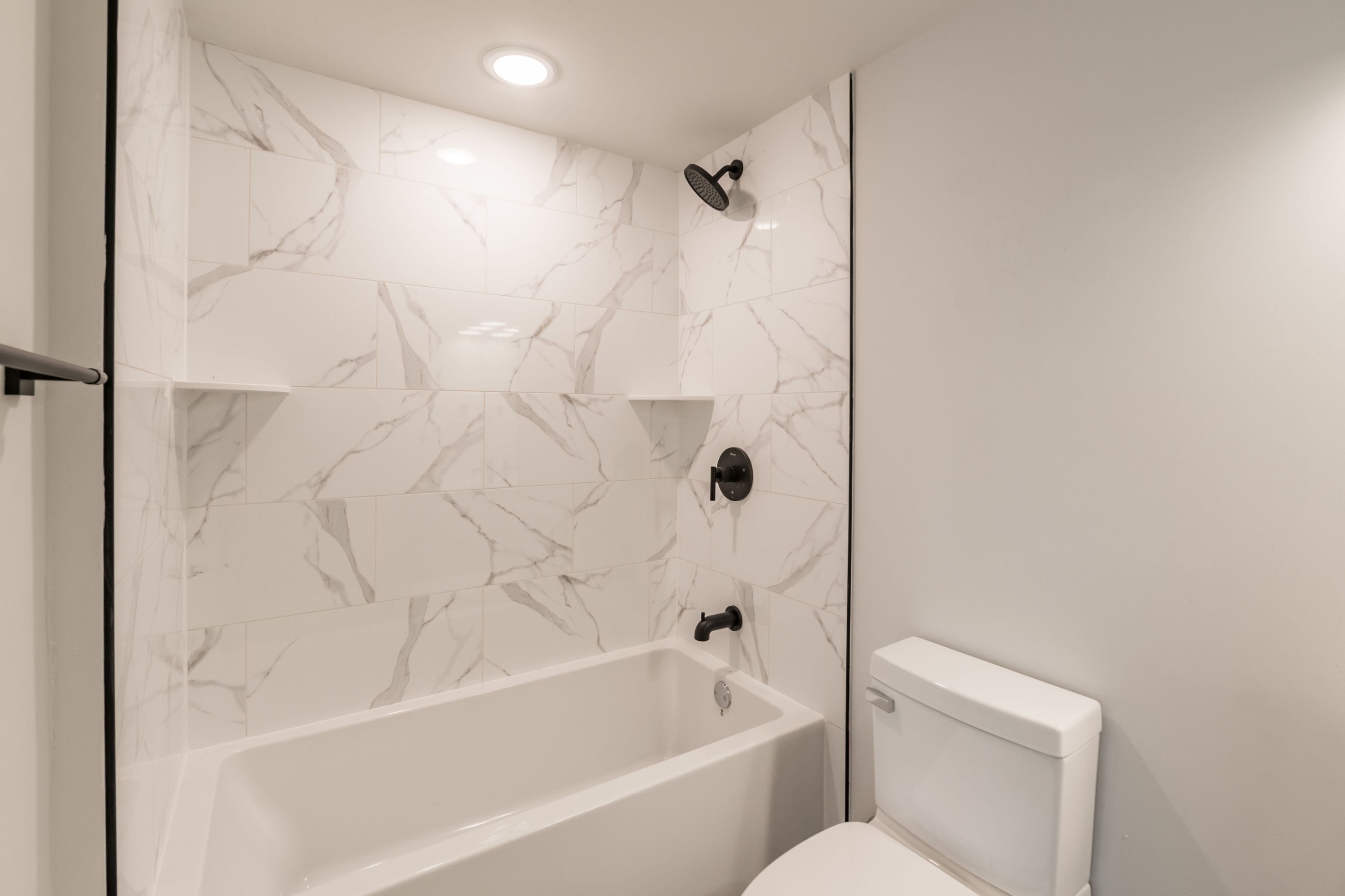 1102 GERMANTOWN AVENUE Unit 204