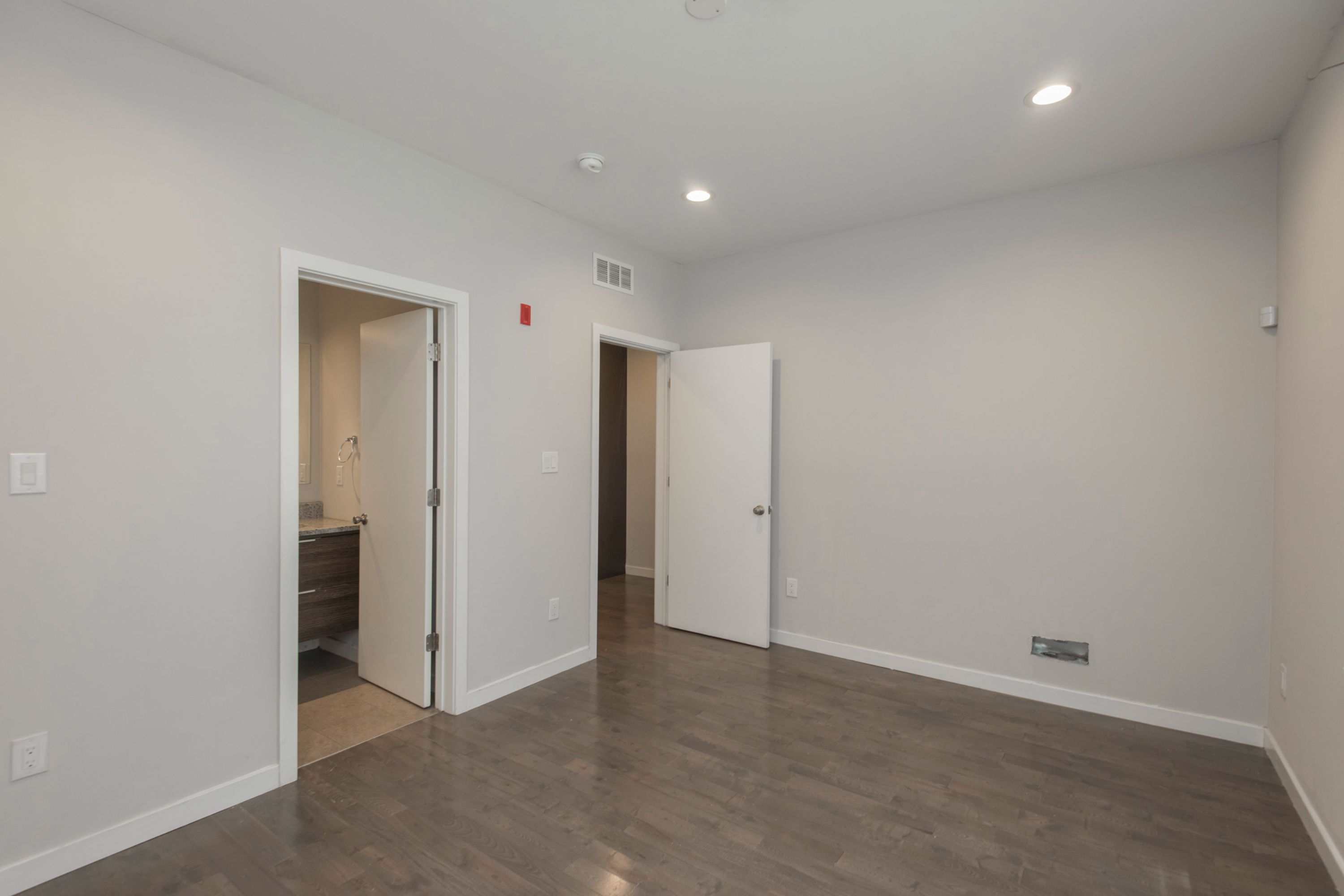 1818 HARLAN ST Unit 1