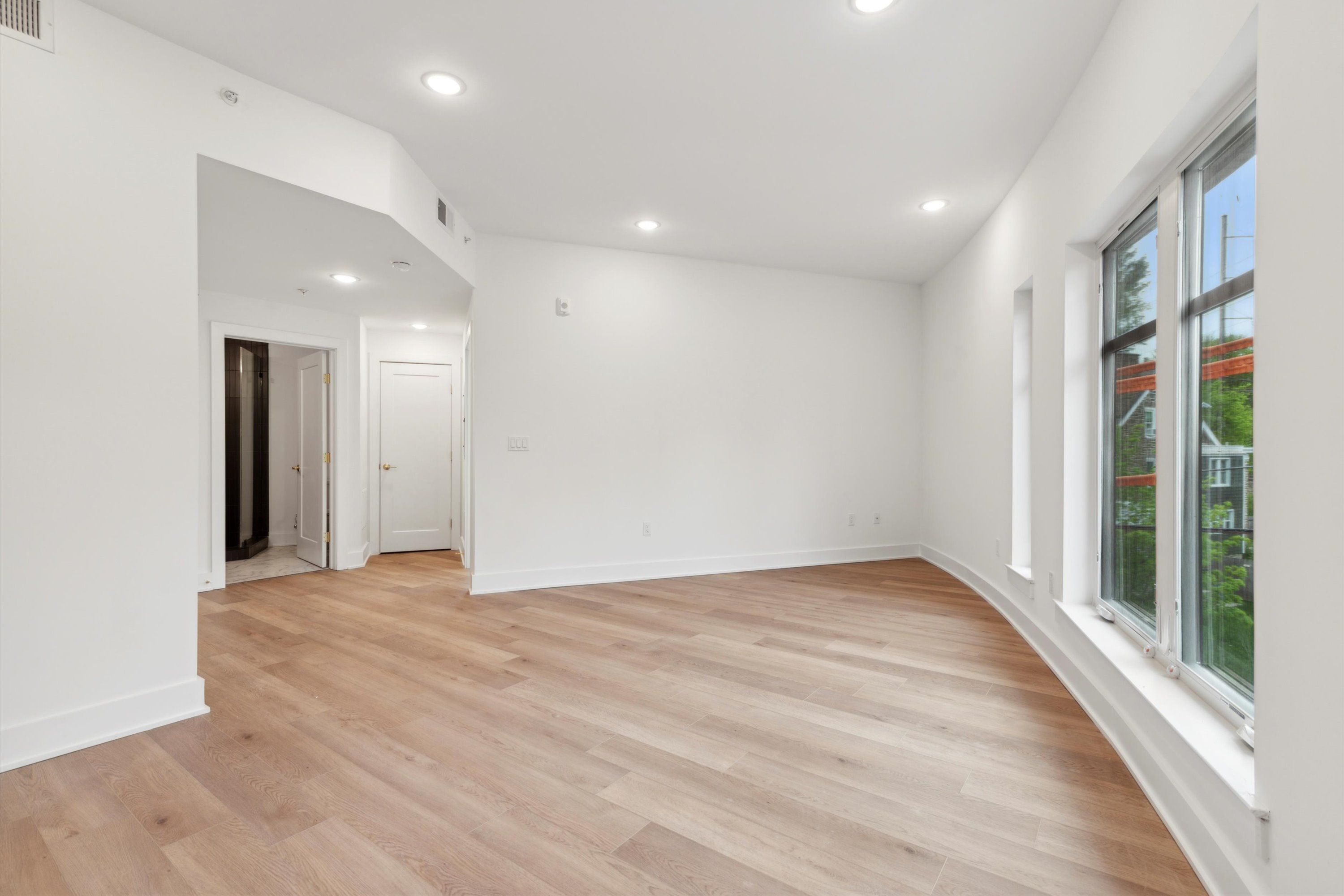 367 W Hortter St Unit 301