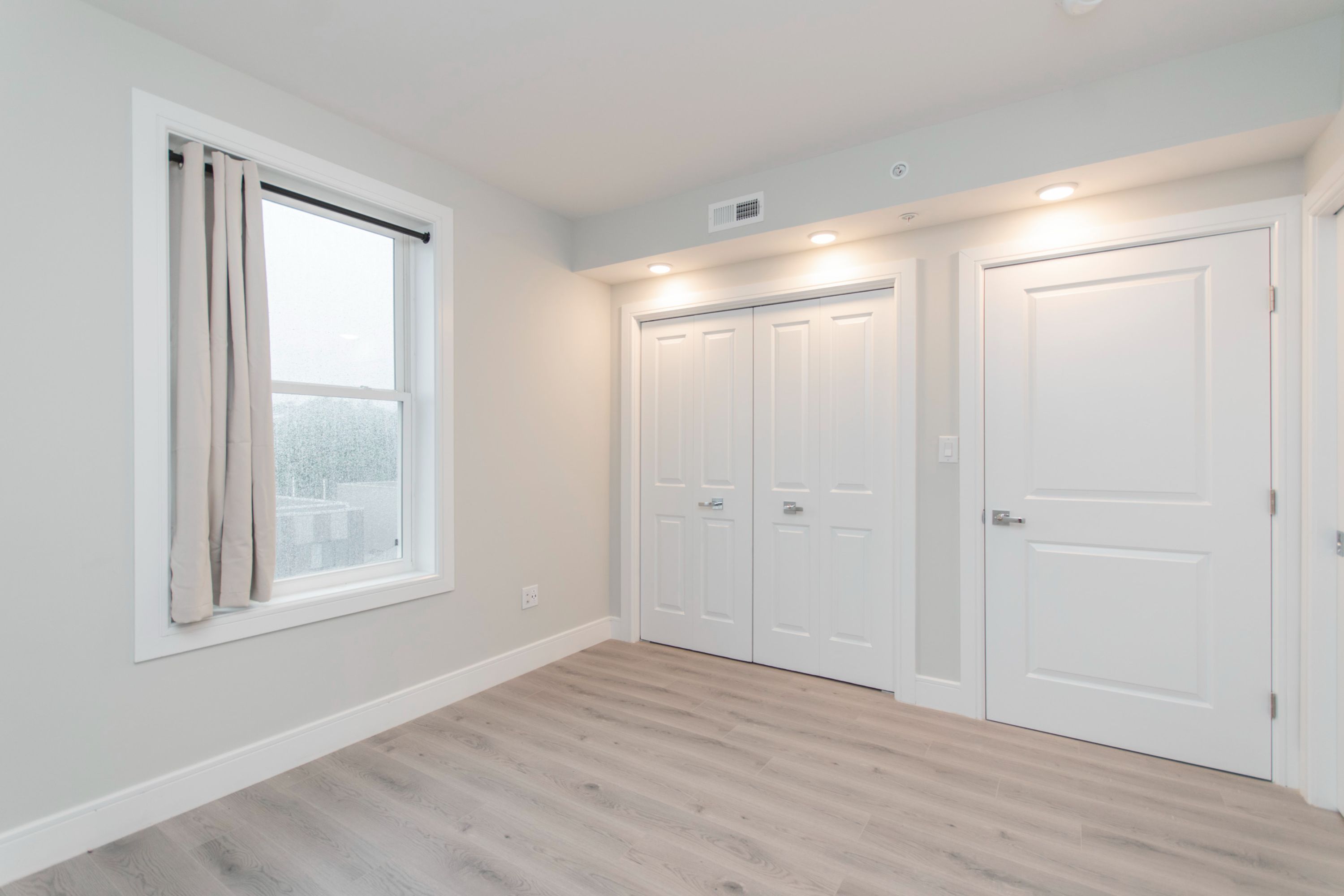 1133 E COLUMBIA AVE Unit 307
