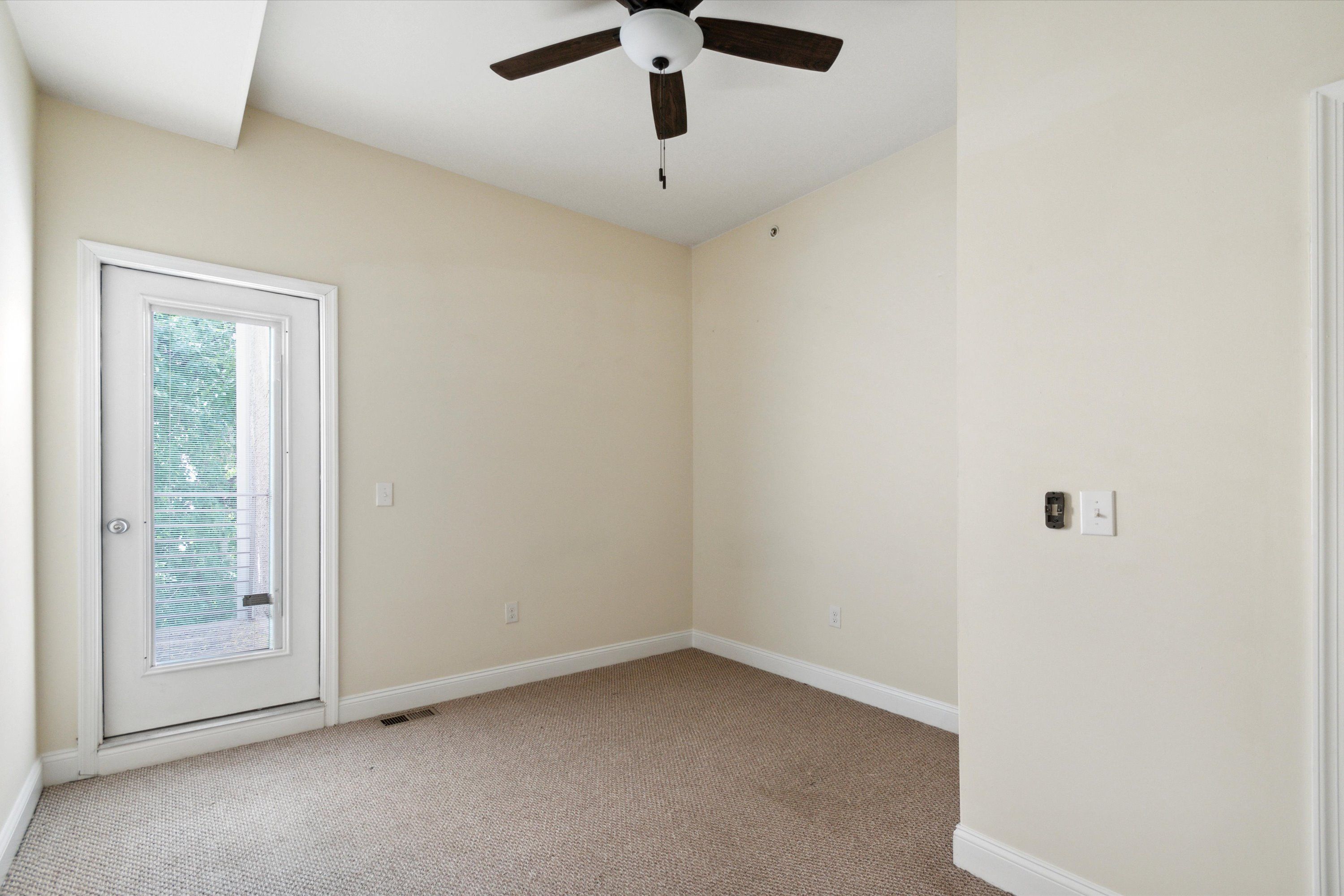 1408 WILLINGTON ST Unit B