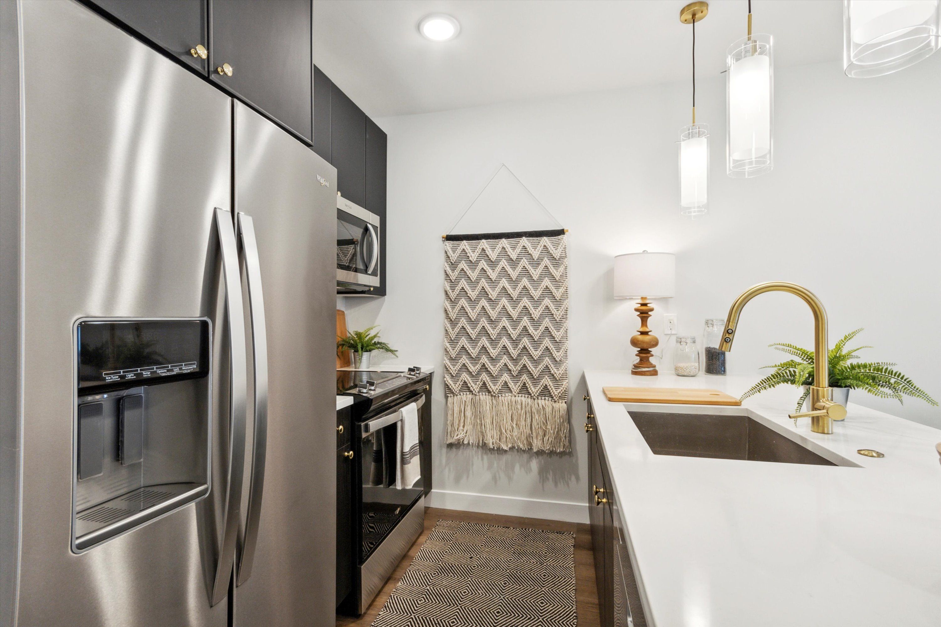 1102 GERMANTOWN AVENUE Unit 405