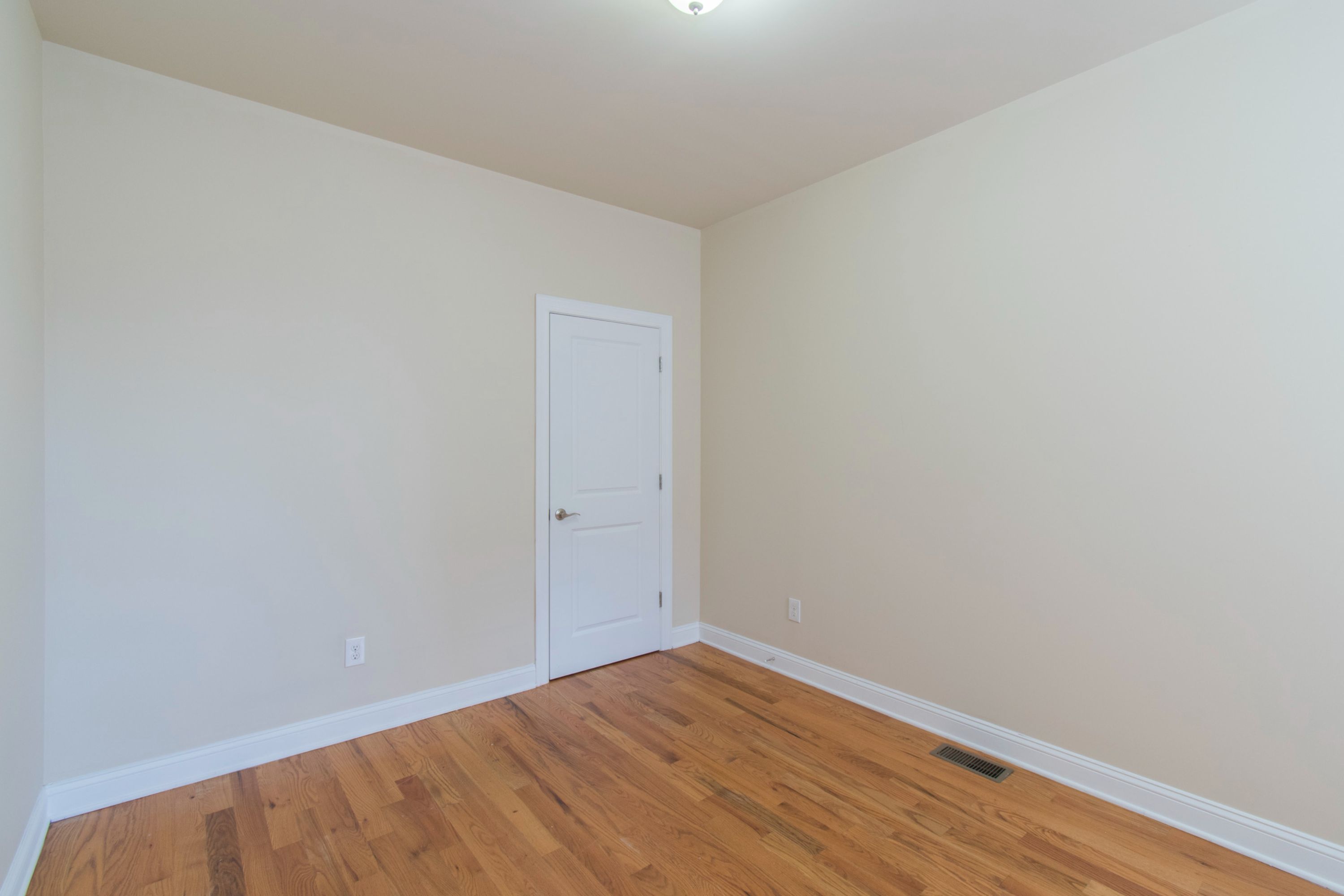 1927 N GRATZ ST Unit 2