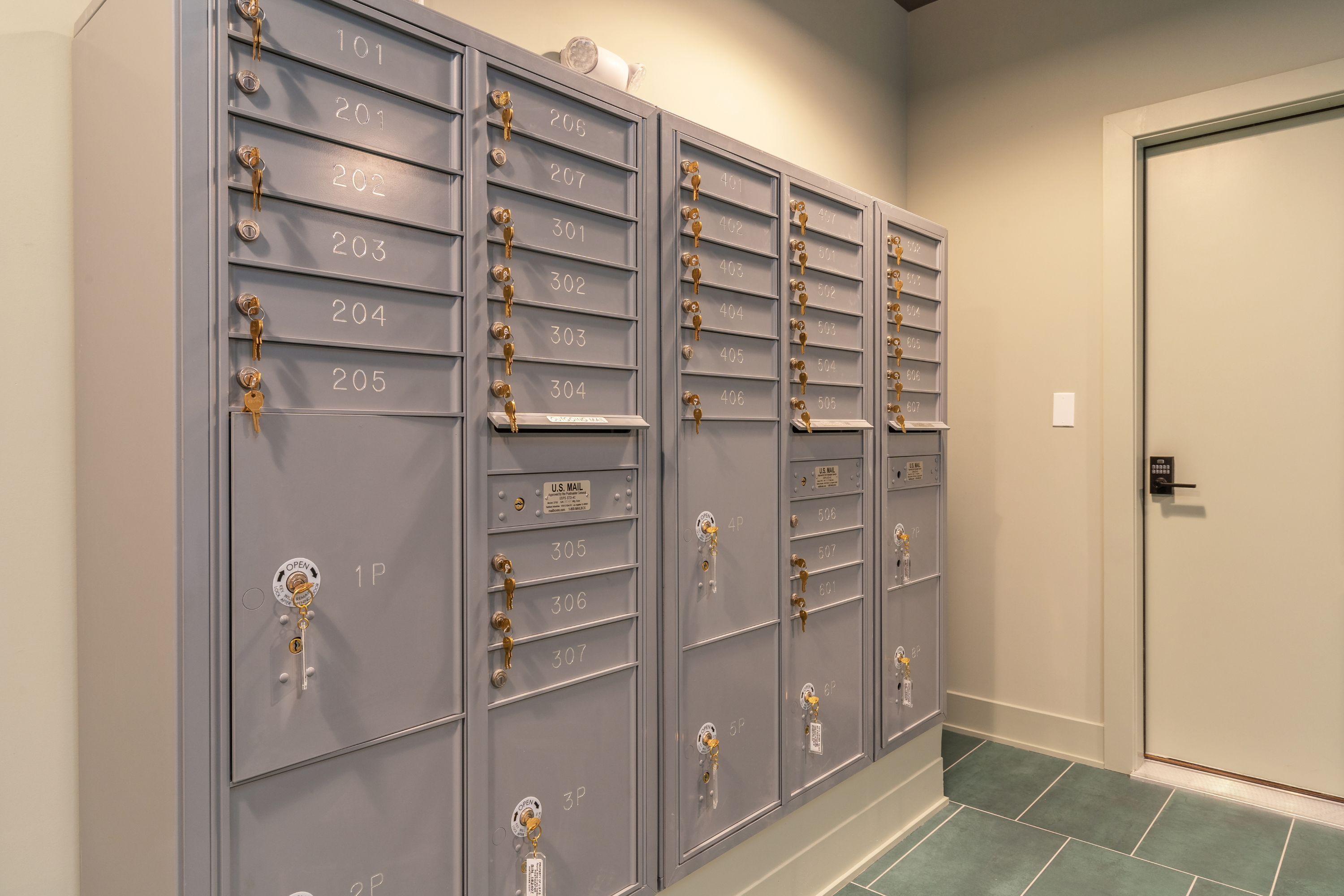 629 W GIRARD AVE Unit 307