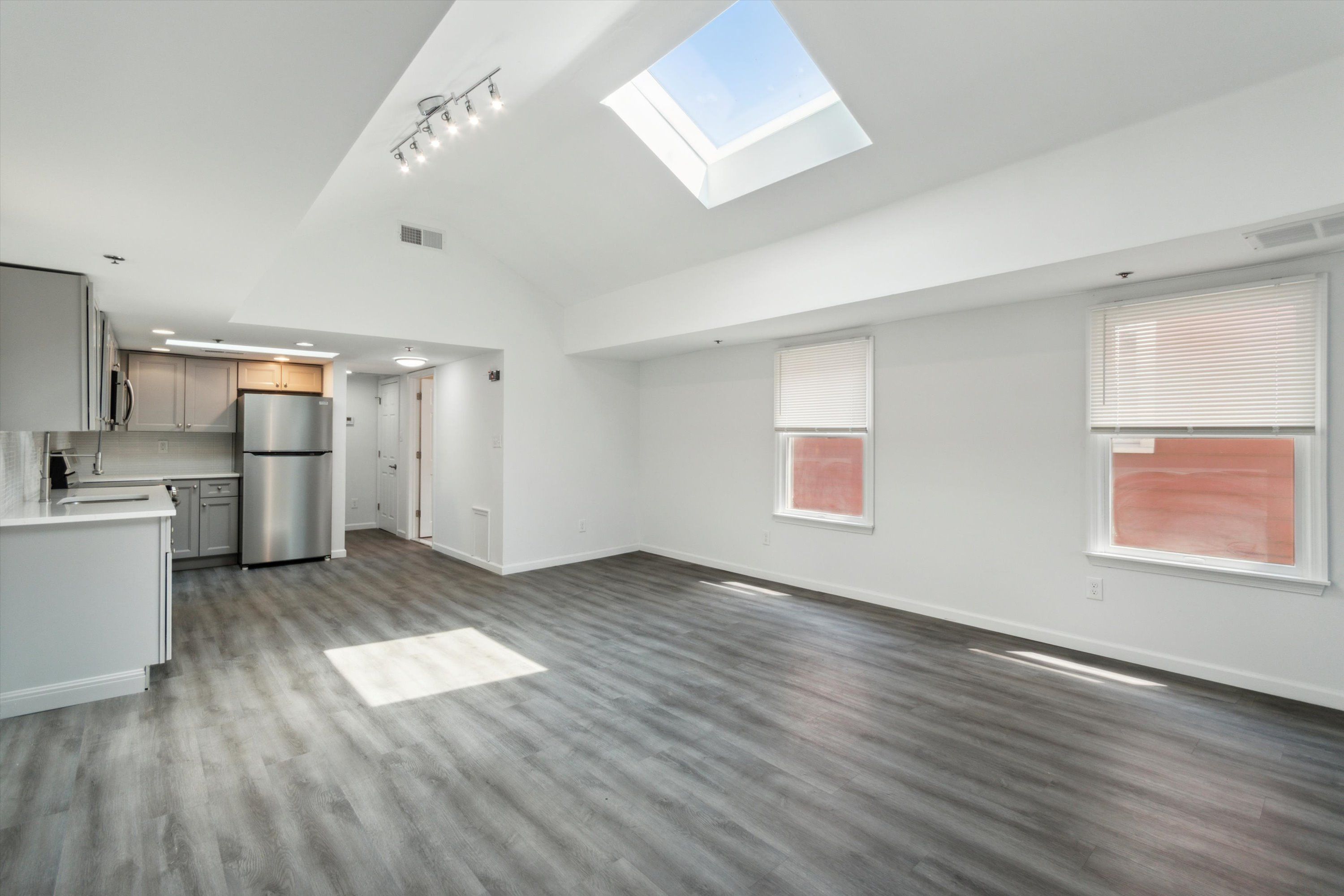 152 NASSAU ST Unit 2