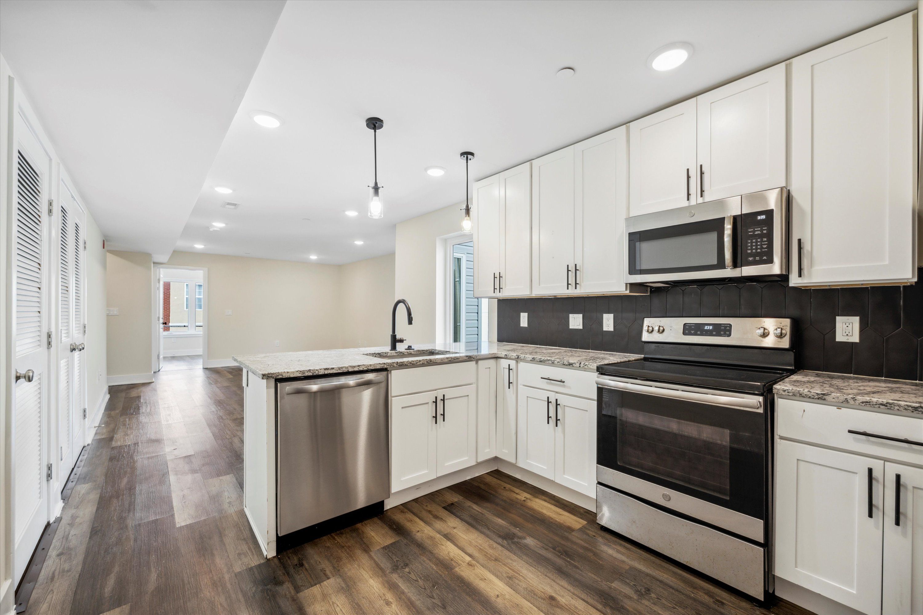 1804 W Berks St Unit 3F