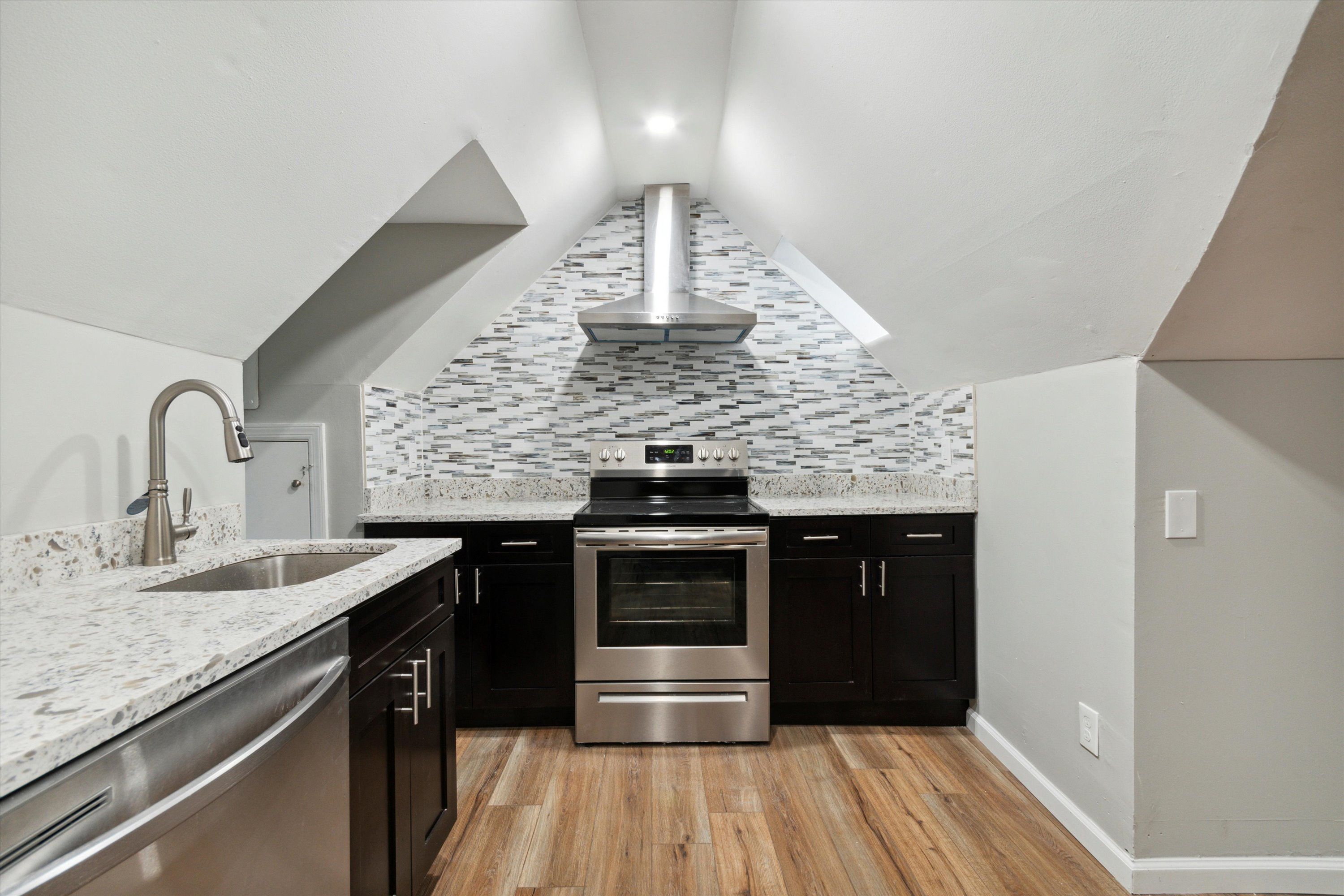 291-293 Nassau St Unit 5