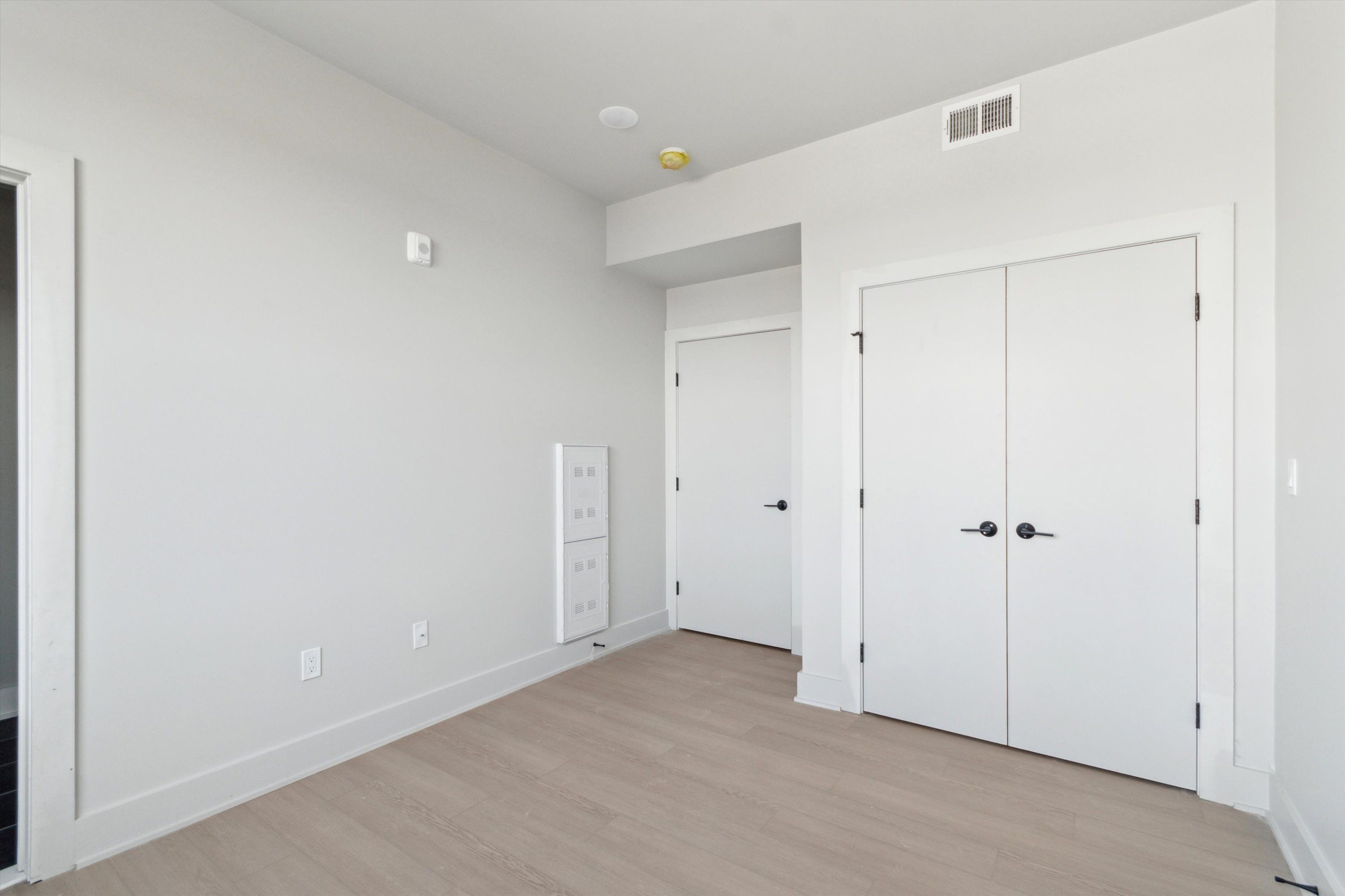 5521 Wayne Ave Unit 509