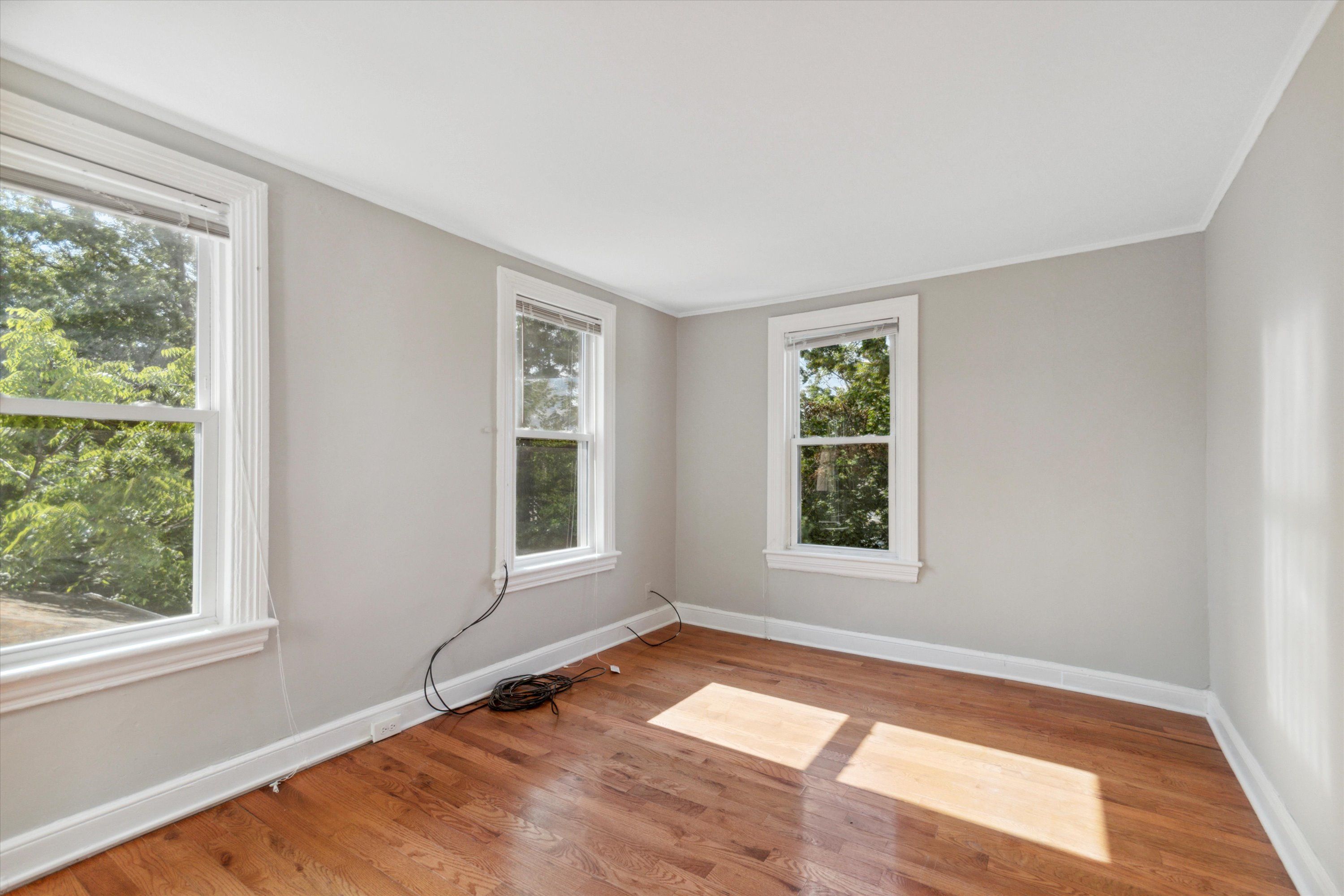 128-130 Spruce St Unit 4