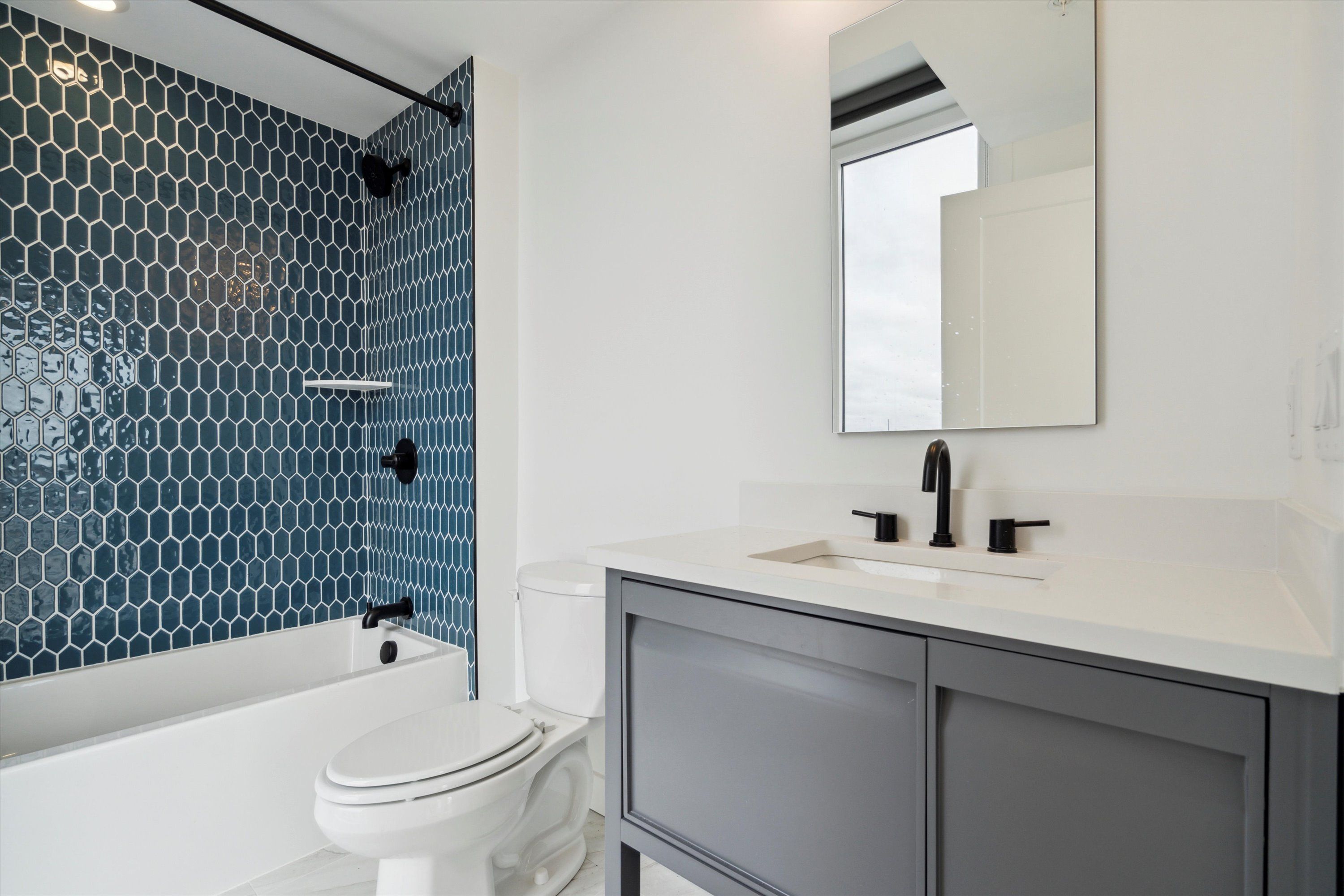 2636 E YORK ST Unit 204