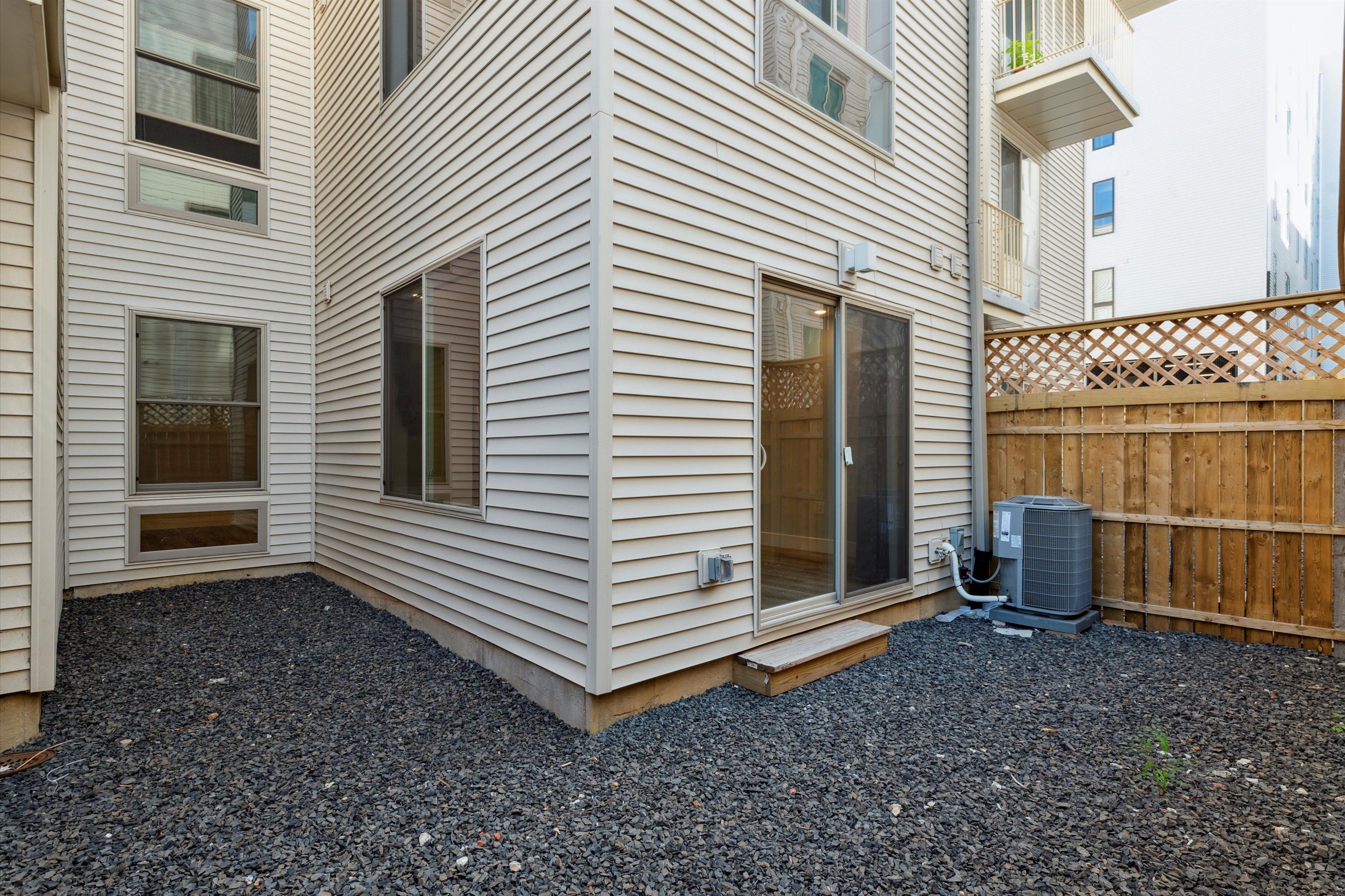 1222 N Marshall ST Unit 102