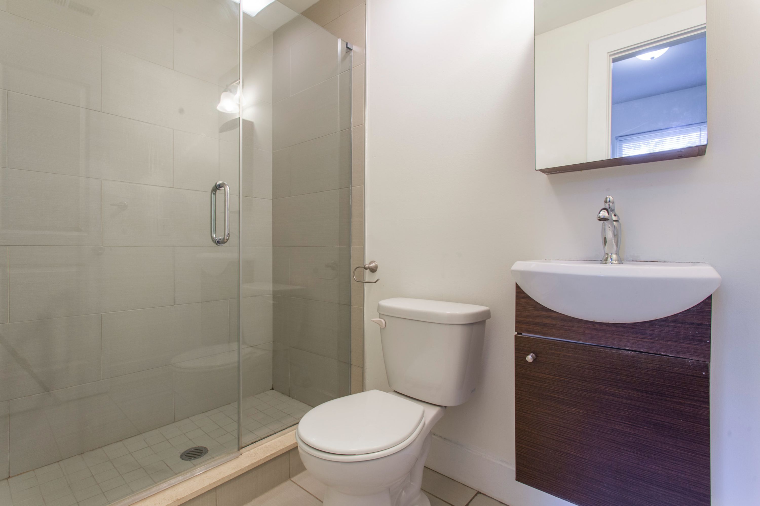 3836-50 SPRING GARDEN ST Unit 27