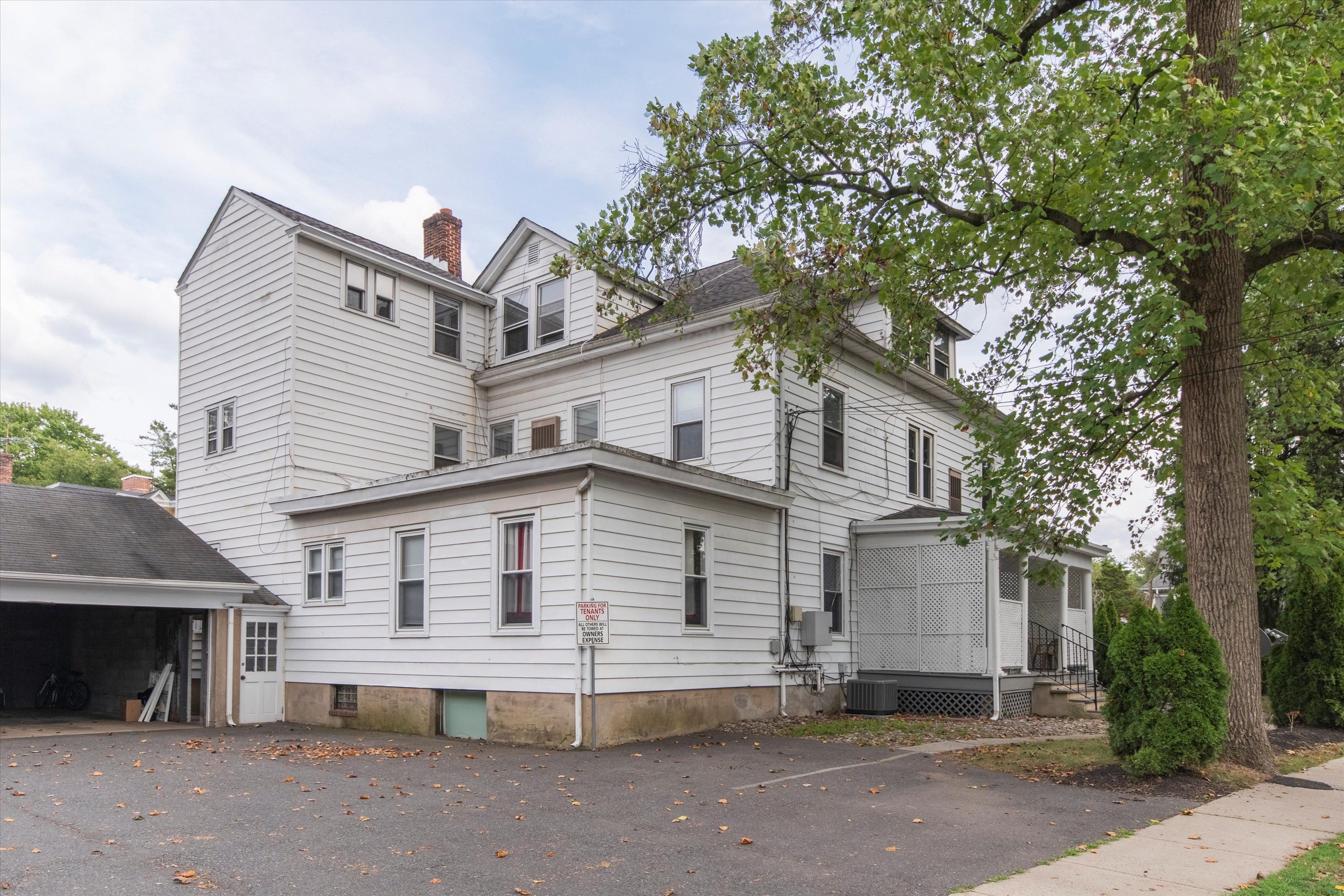 272 Nassau St Unit 3