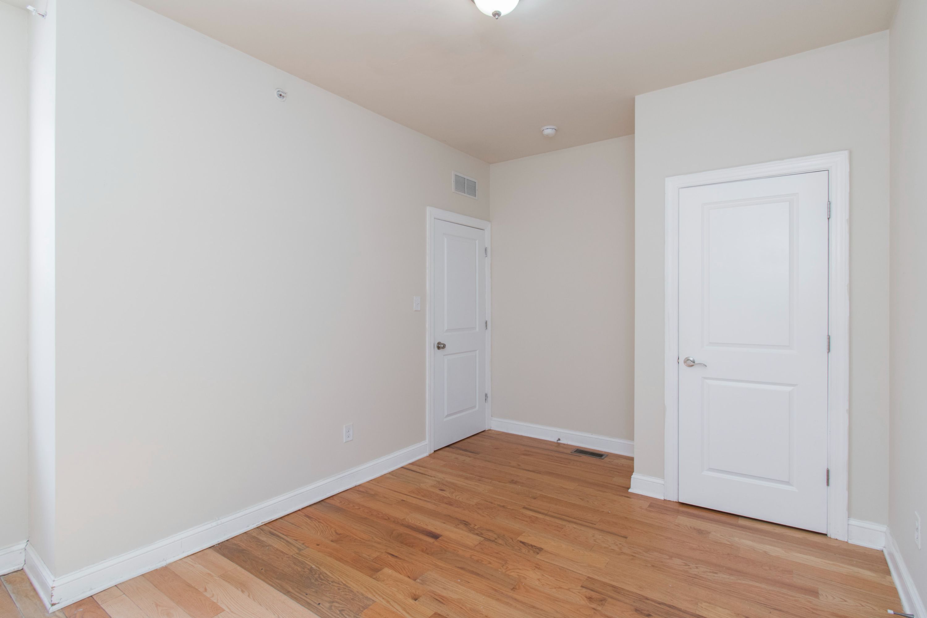 2043 N GRATZ ST Unit 2