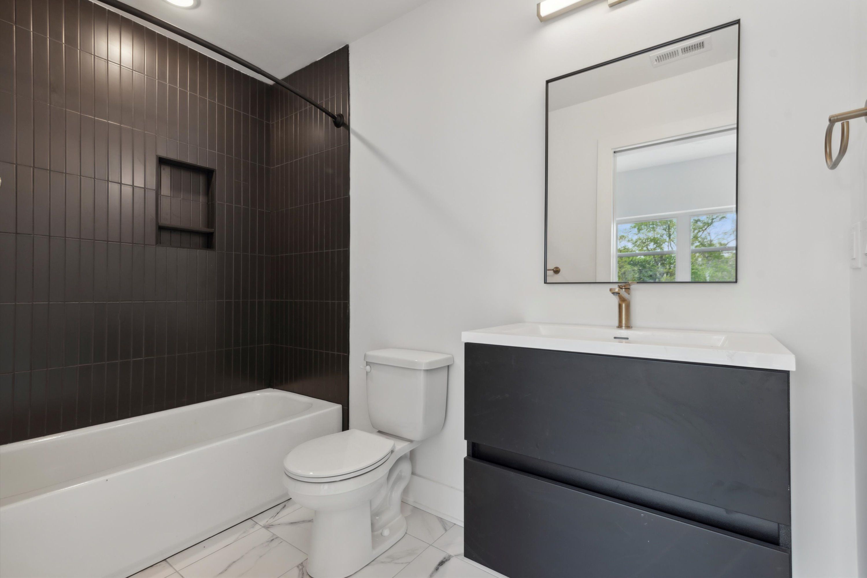 367 W Hortter St Unit 405