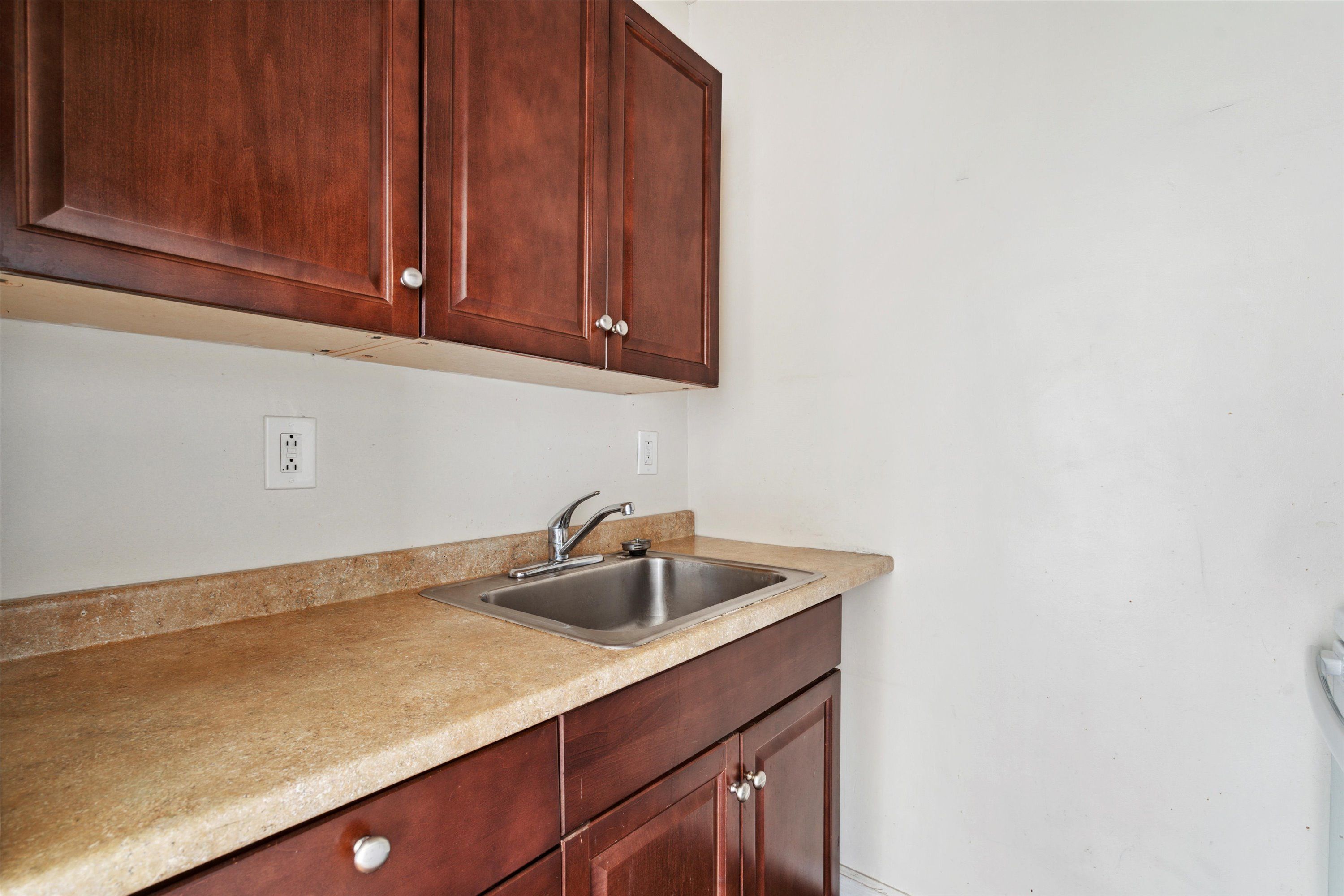 1812 W BERKS ST Unit 3