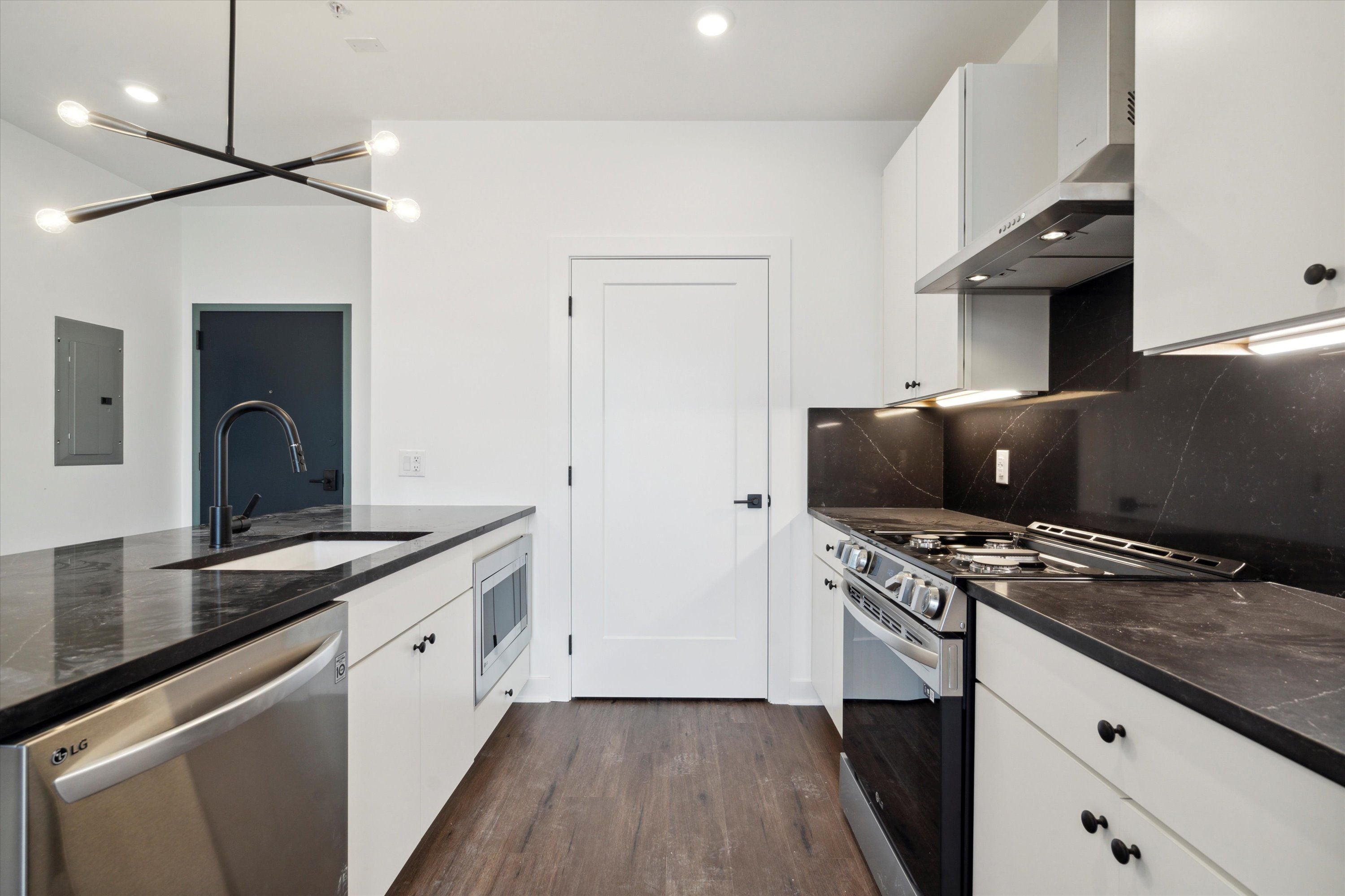 2636 E YORK ST Unit 408