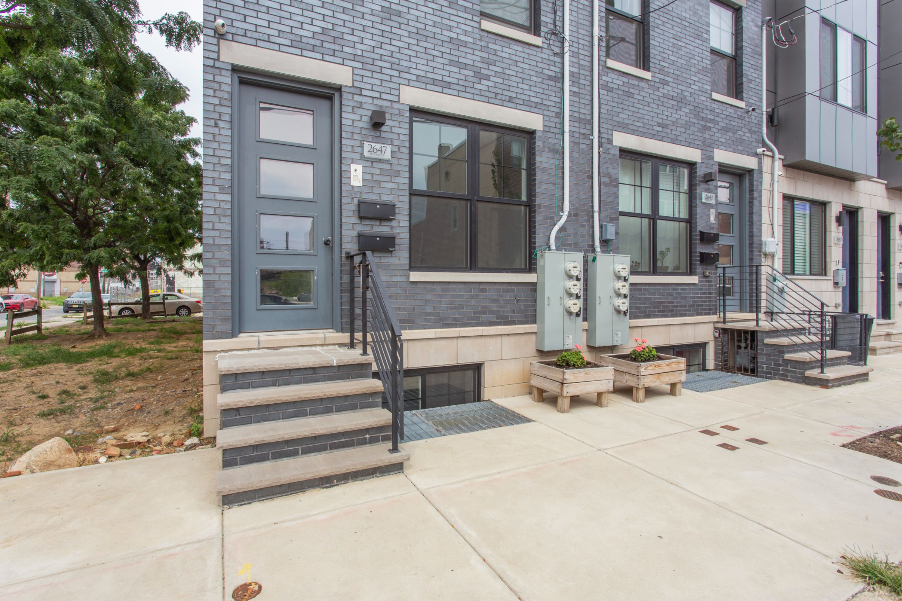 2647 FEDERAL ST Unit 1