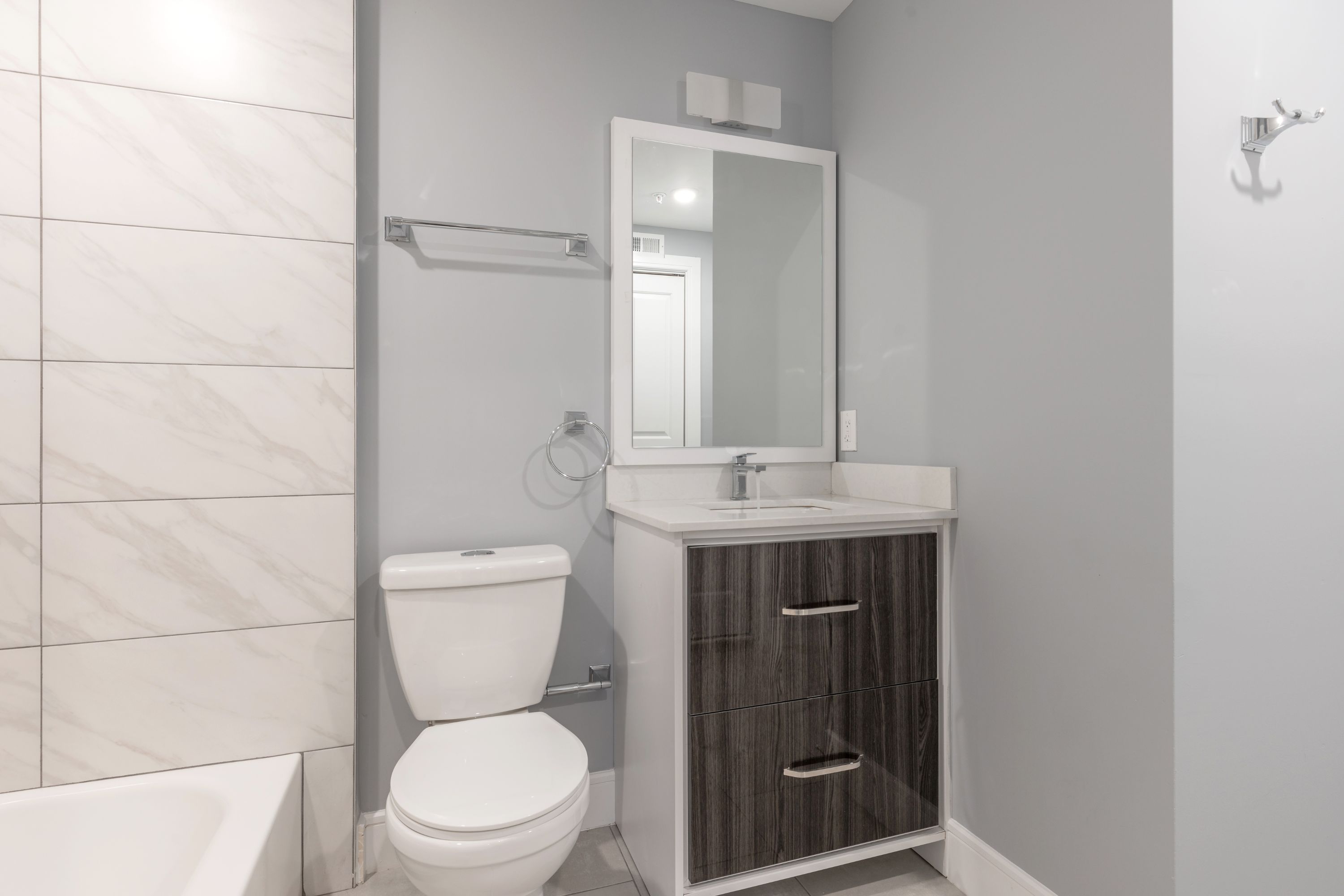 1222 N Marshall ST Unit 202