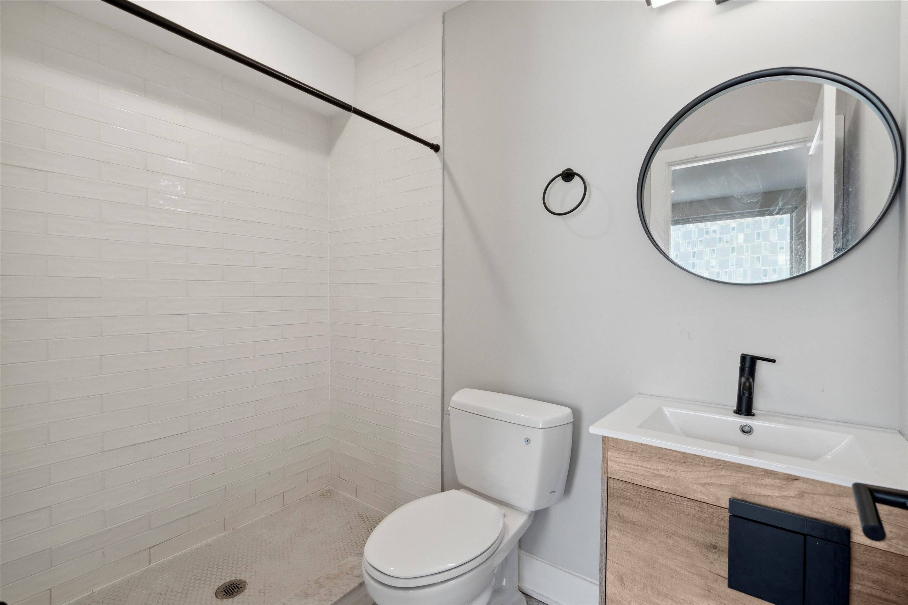 1618 N Sydenham St Unit B