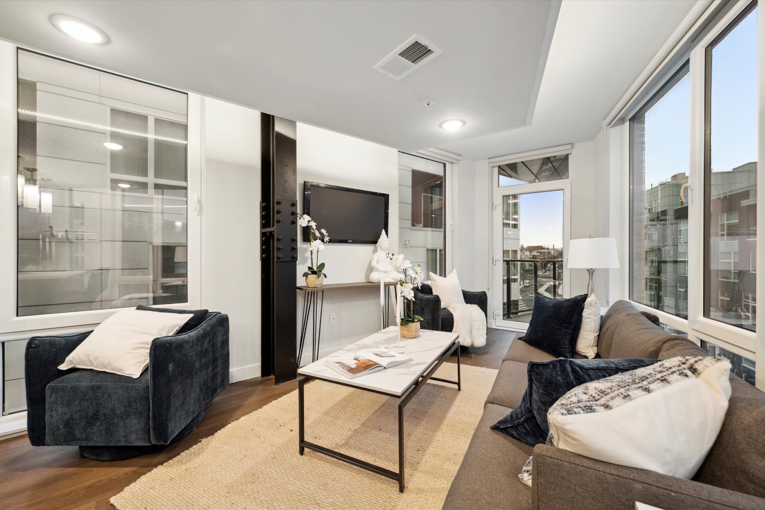 1102 GERMANTOWN AVENUE Unit 608