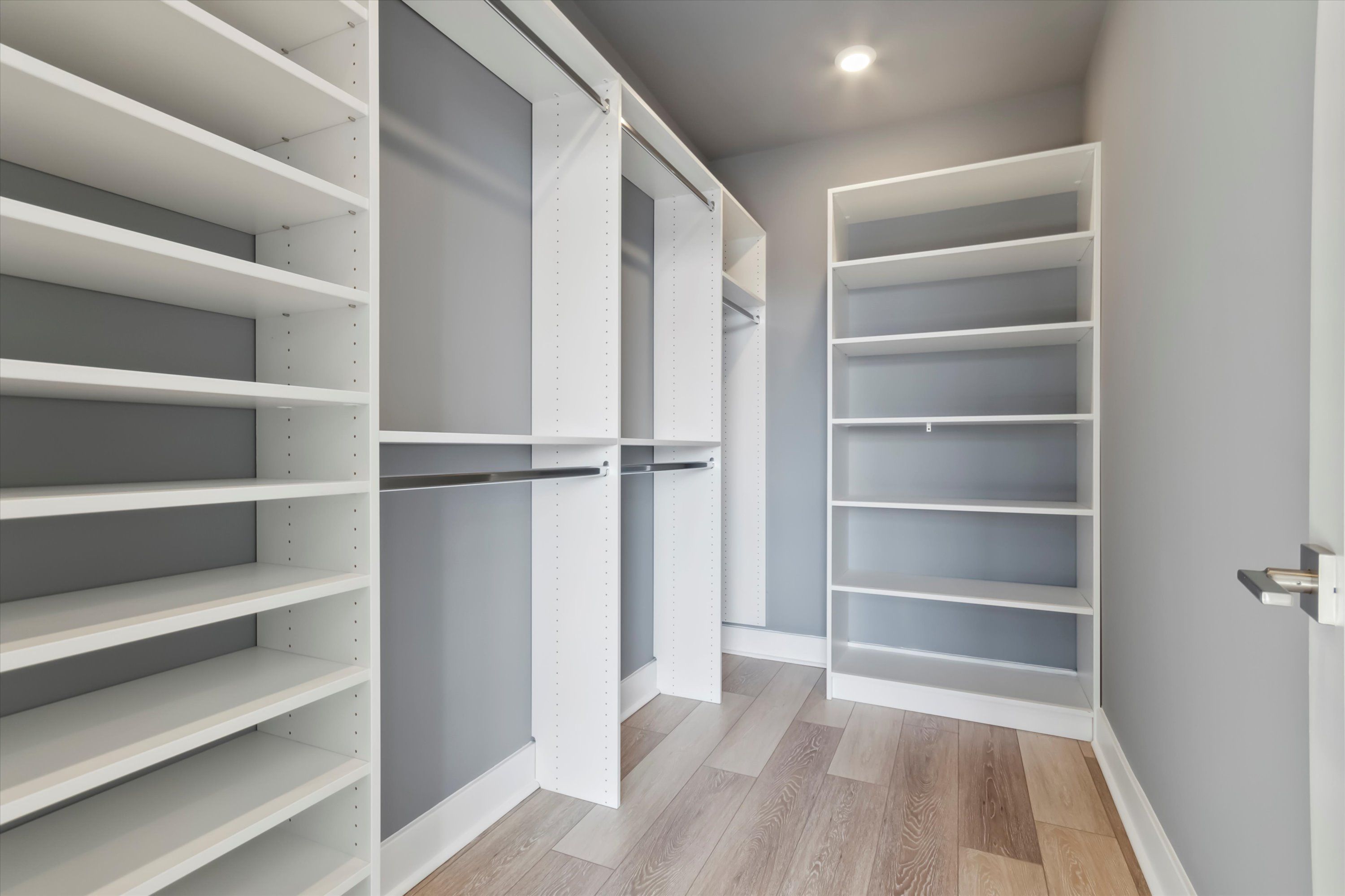 1615 POPLAR ST Unit 5