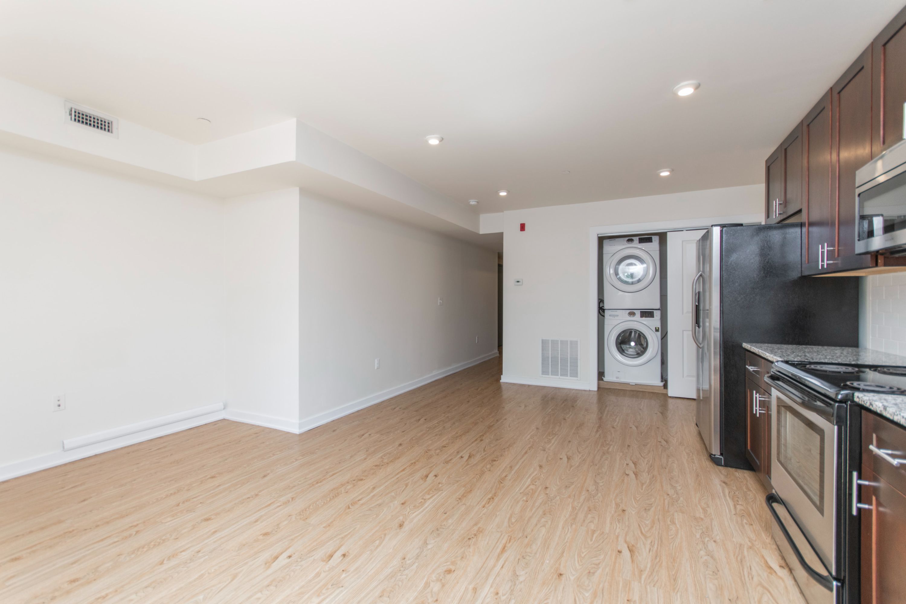 245-47 S 45TH ST Unit 2D