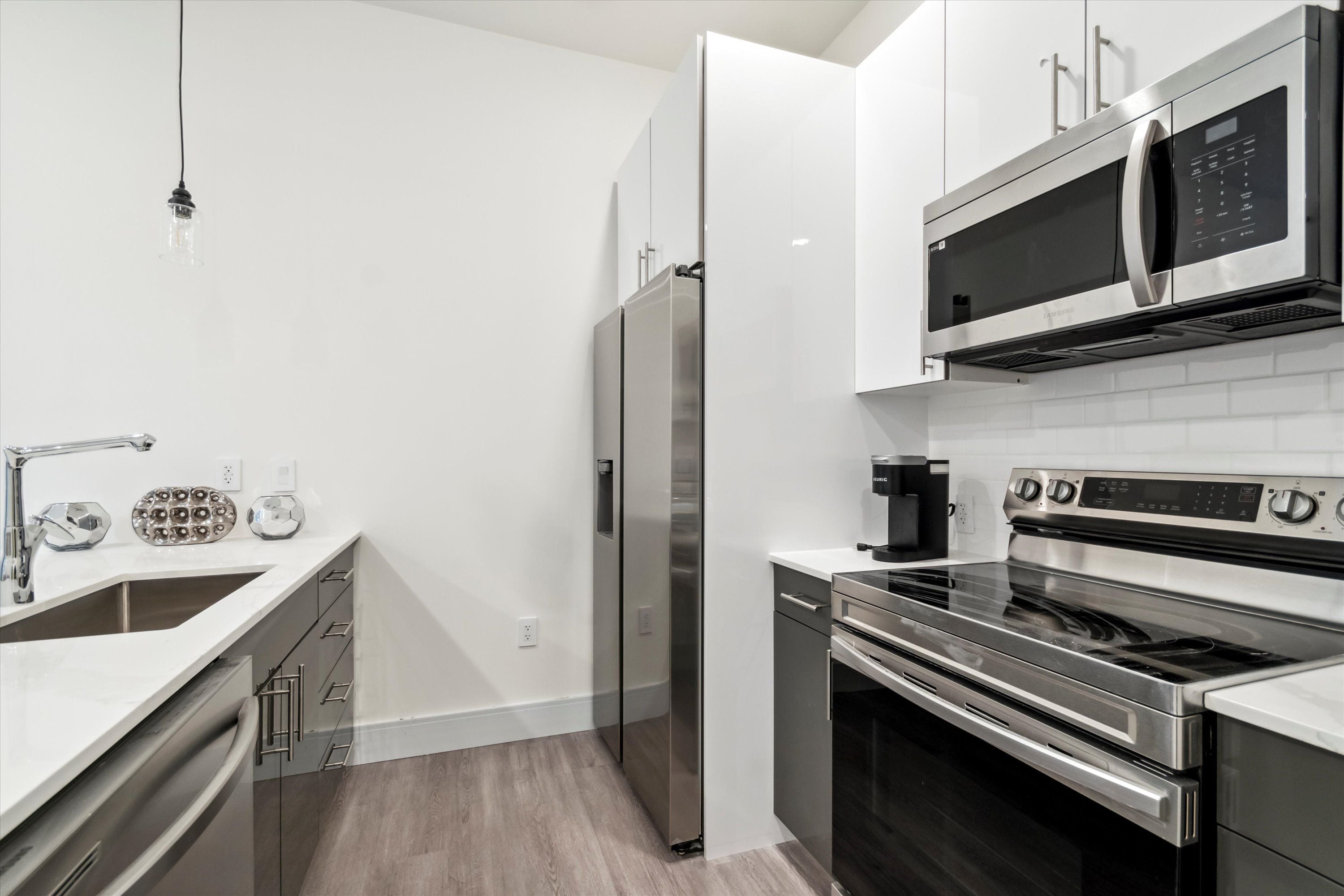 1221 E Fletcher St Unit 102