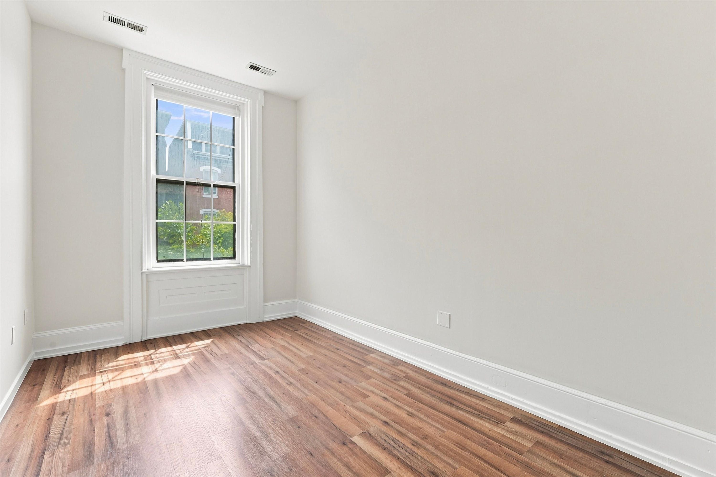1525 Green St Unit 2F