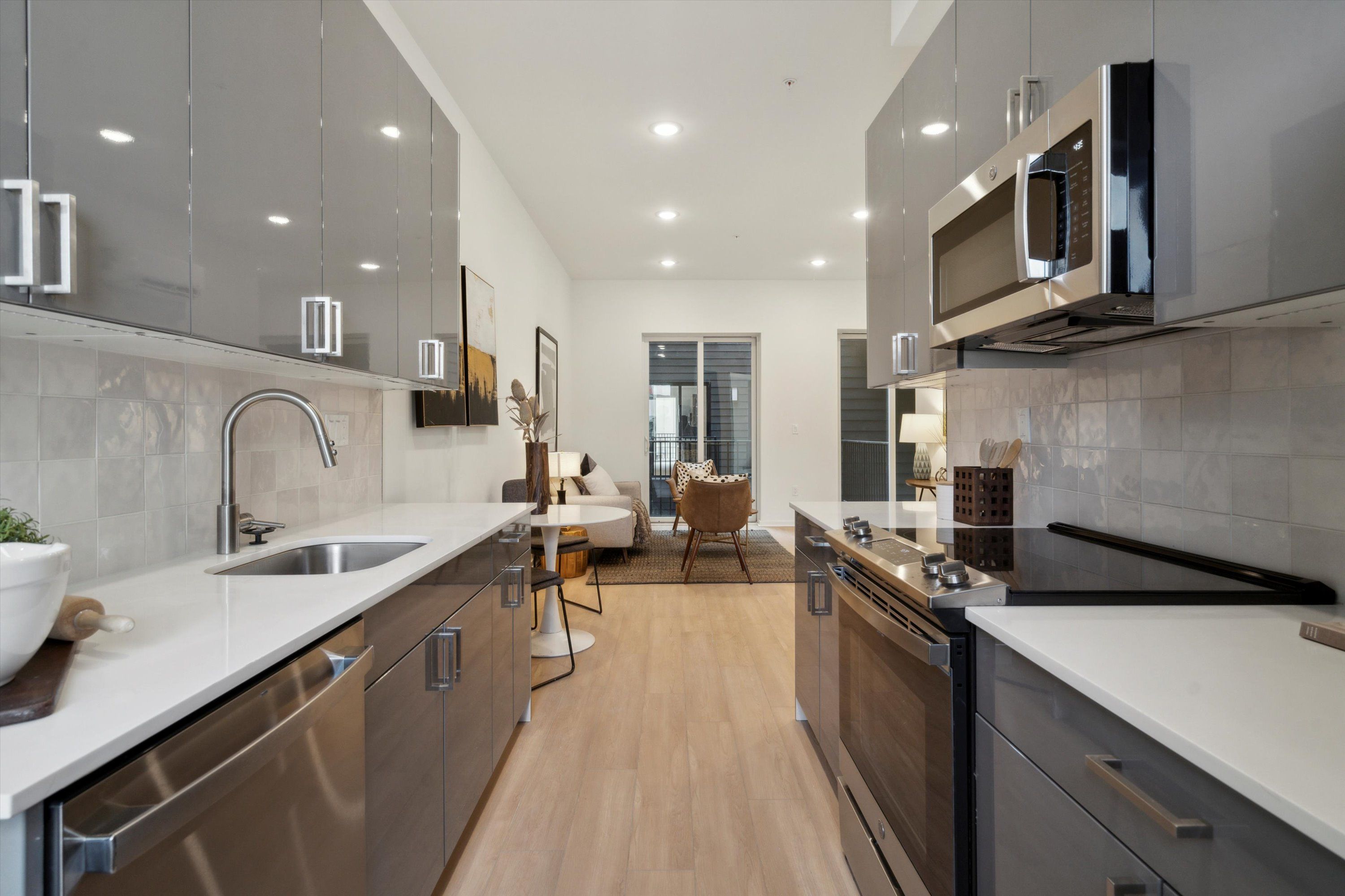 225 N 12TH ST Unit 404