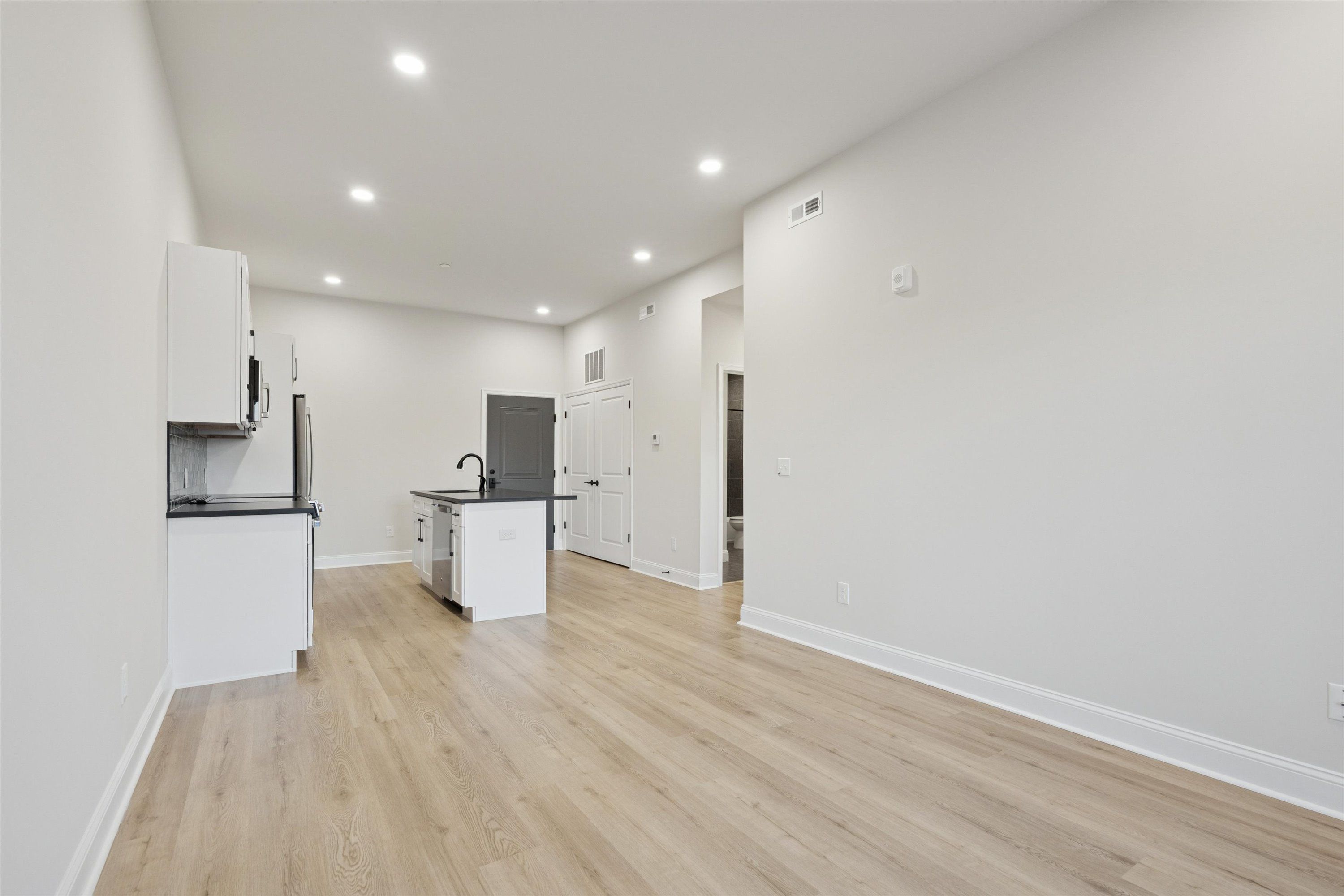2153 E LEHIGH AVE Unit 312