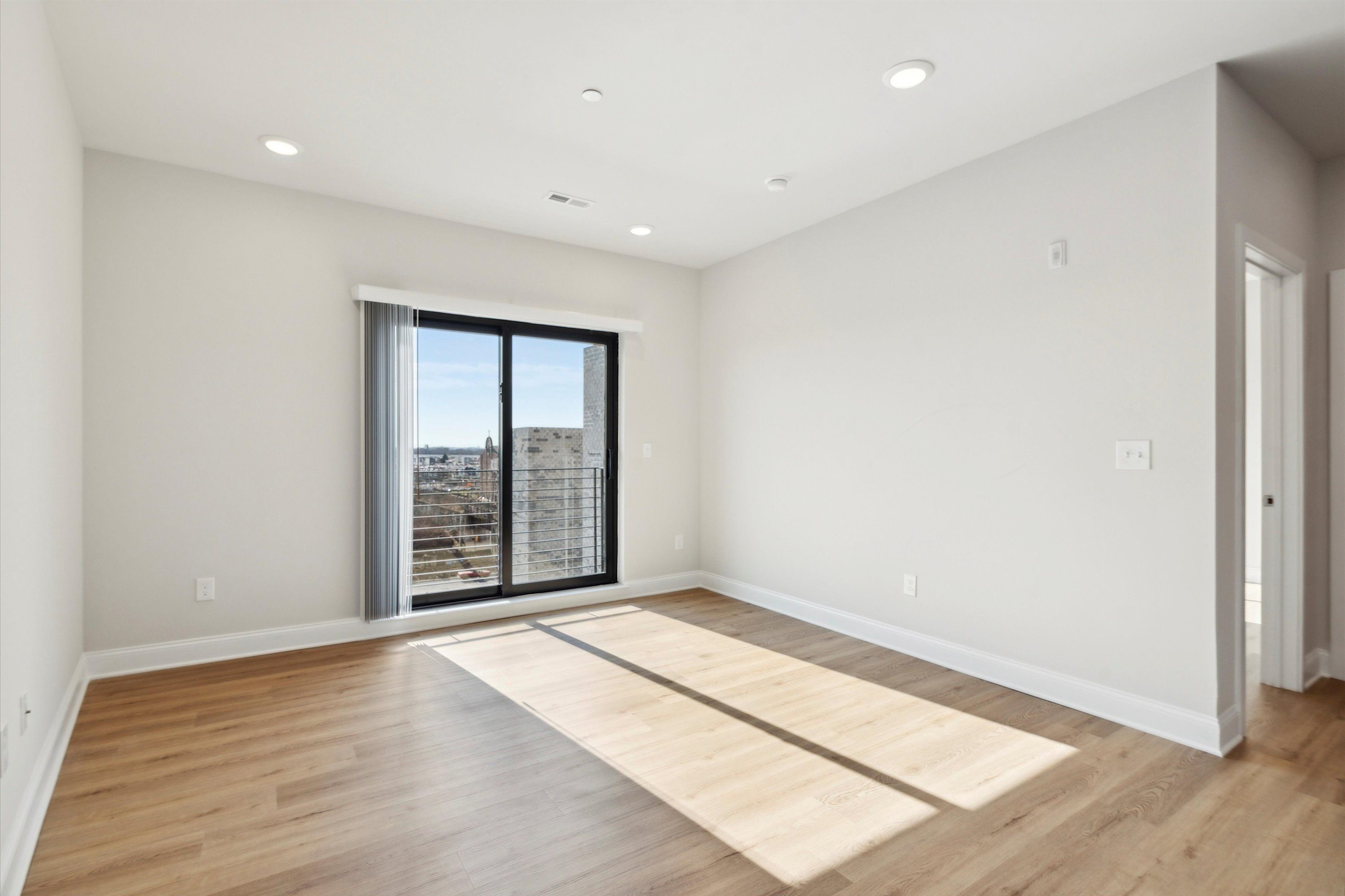 2157 E LEHIGH AVE Unit 604