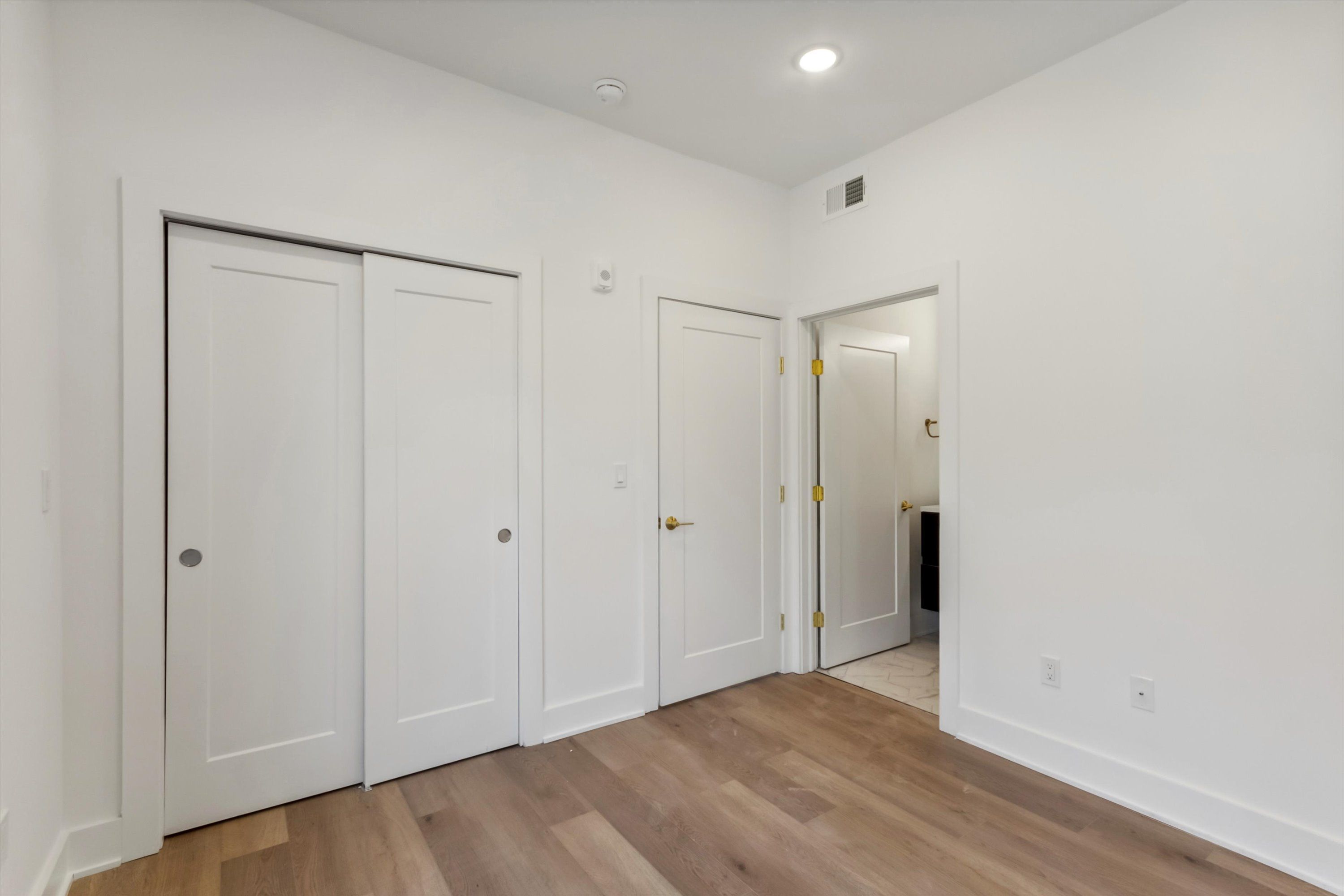 367 W Hortter St Unit 203