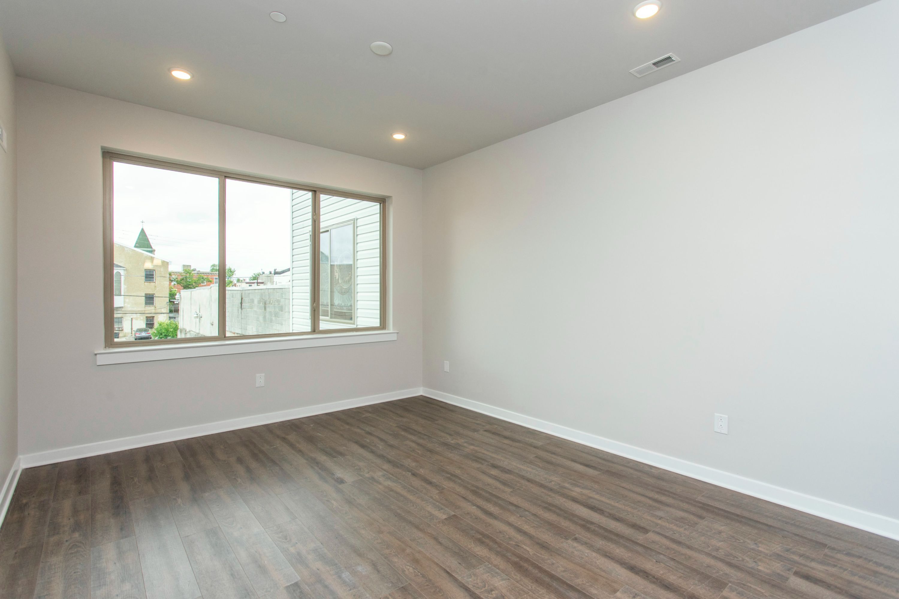 1227-29 N 7TH ST Unit 2E