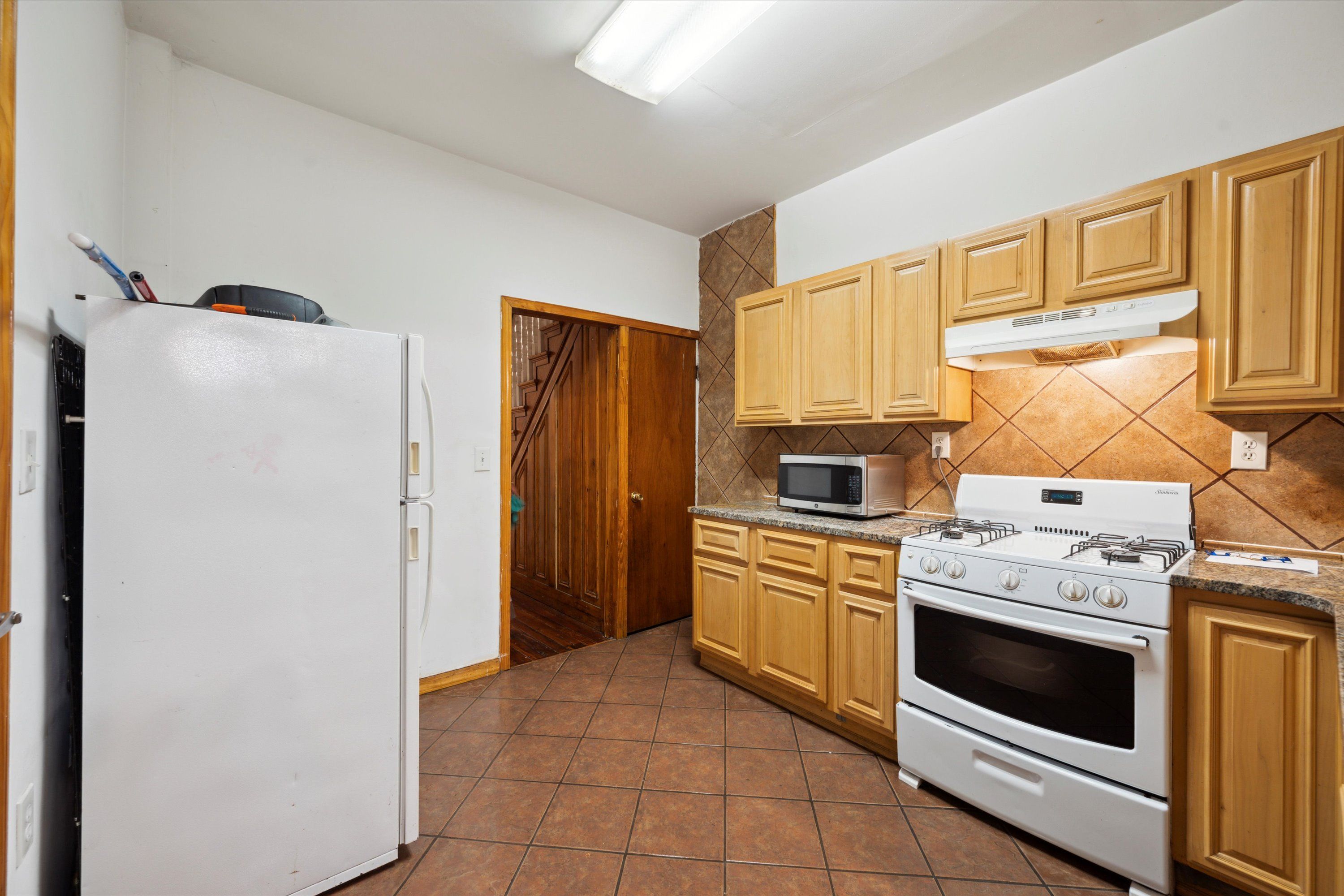 1642 FRENCH ST