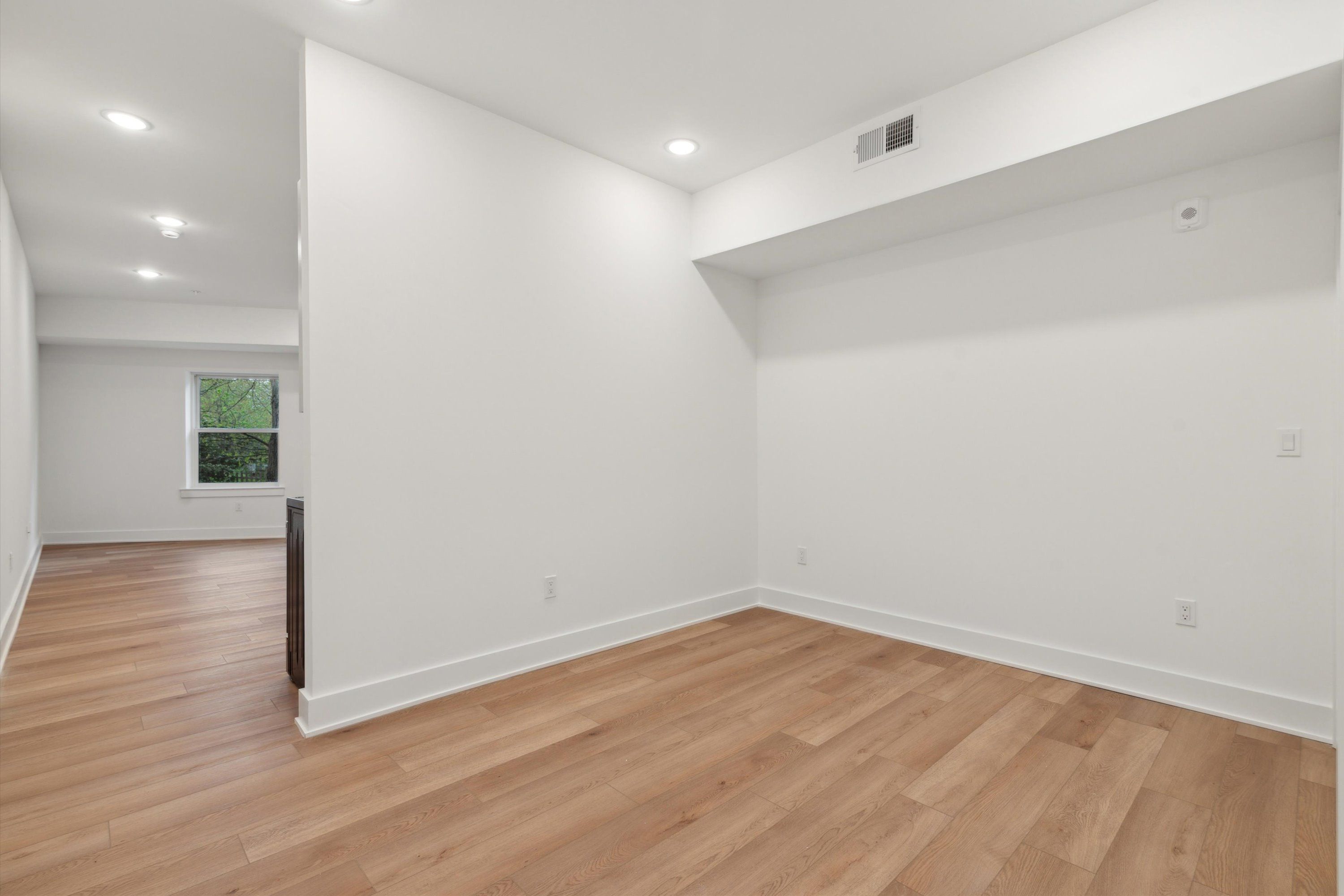 367 W Hortter St Unit 306